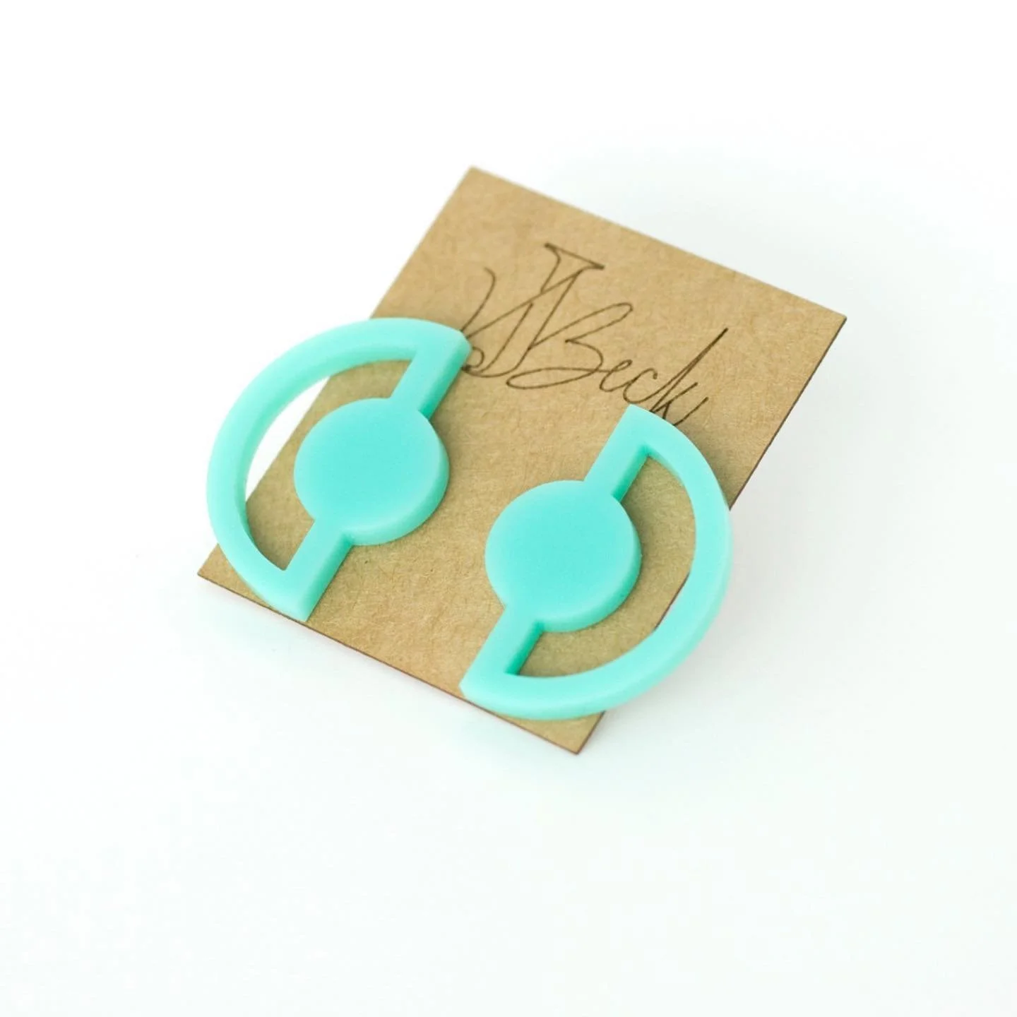 This color gives me all the feels 💕 Try the Deco earring in one of four acrylic colors or in solid hardwood