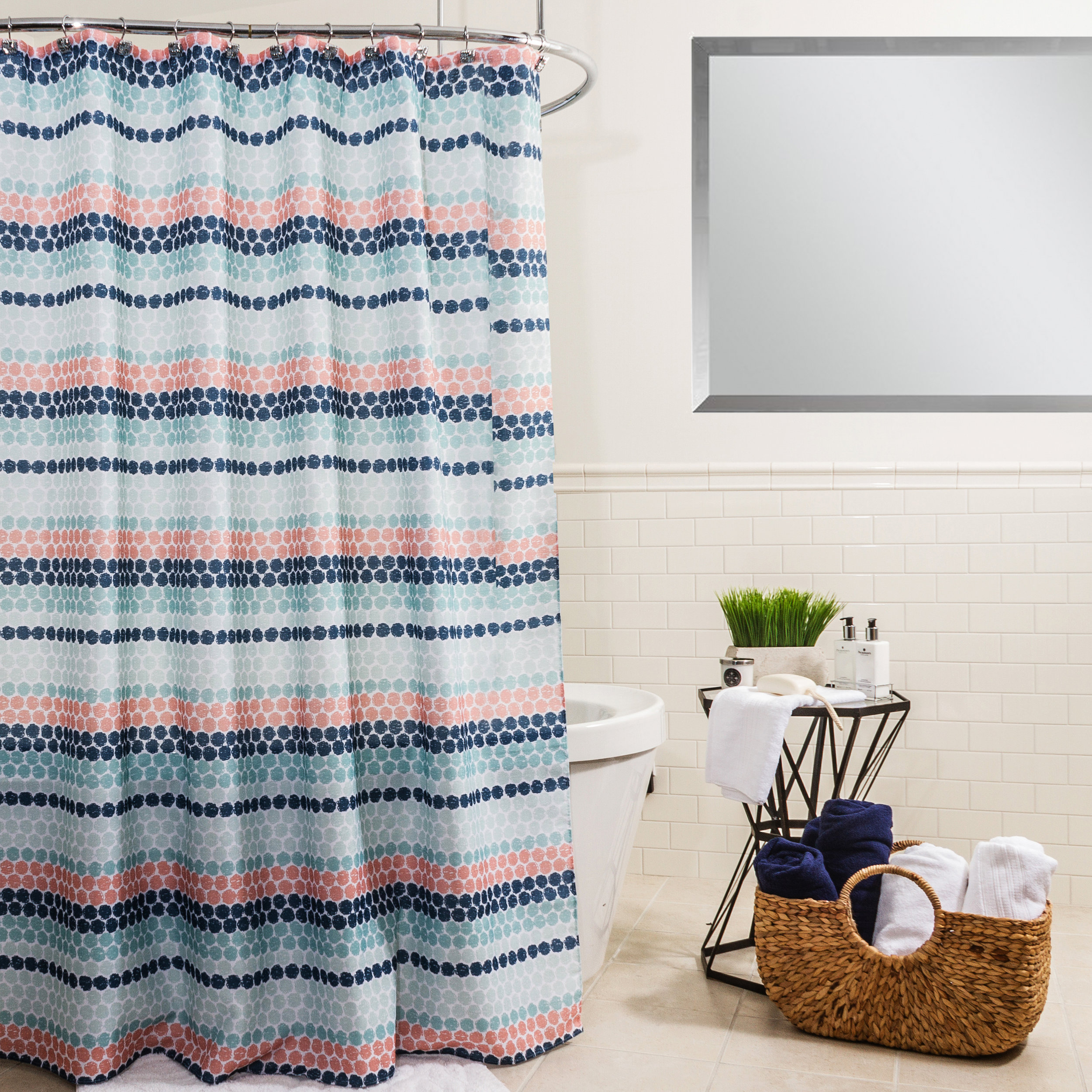 Flott fabric shower curtain 