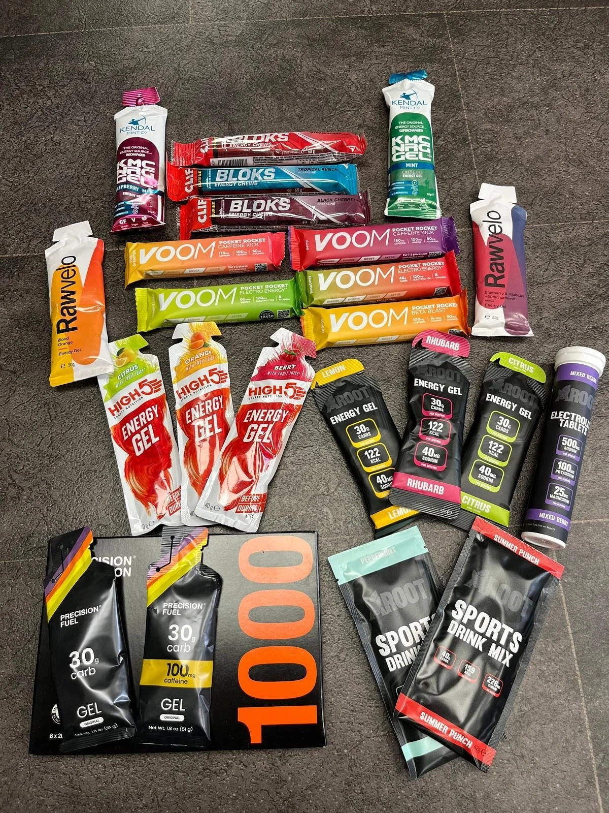 Running Baxter&rsquo;s this weekend? 🏃&zwj;♀️ be prepared ! 

Gels = rapid carbs ⚡️ 

Chews = steady bites 🍬 

Drinks = carbs + hydration 💧 Stock up now in store and fuel your best race yet 🚀

Did you know? 👀 You need 30&ndash;60g carbs per hour