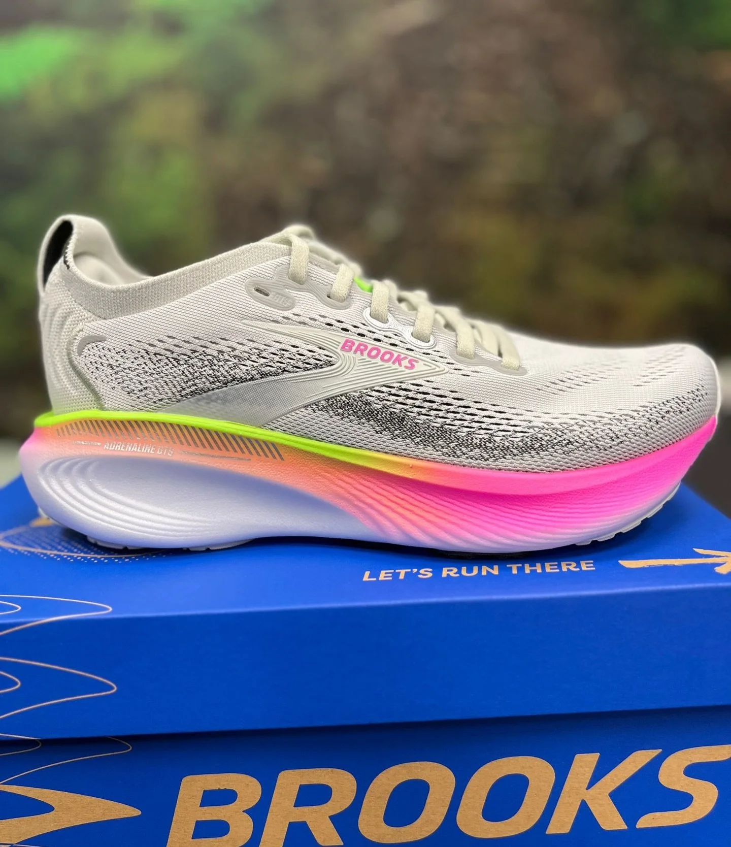 New colourways in town 💙💜💗💛

Spring is officially here 🌿✨ and we&rsquo;ve got so many gorgeous new shoes landing that we can&rsquo;t wait to show off on Skedaddle socials&hellip;

But if you want to be the first to slip into some of these beauti