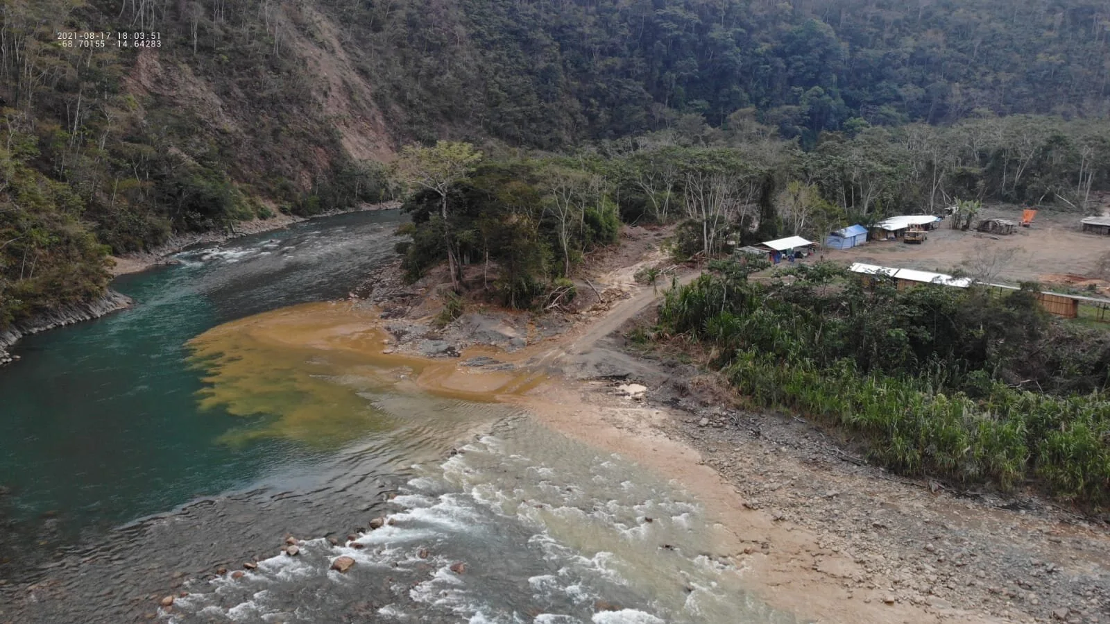 WCS alerts contamination of the Tuichi River due to mining activity within Madidi