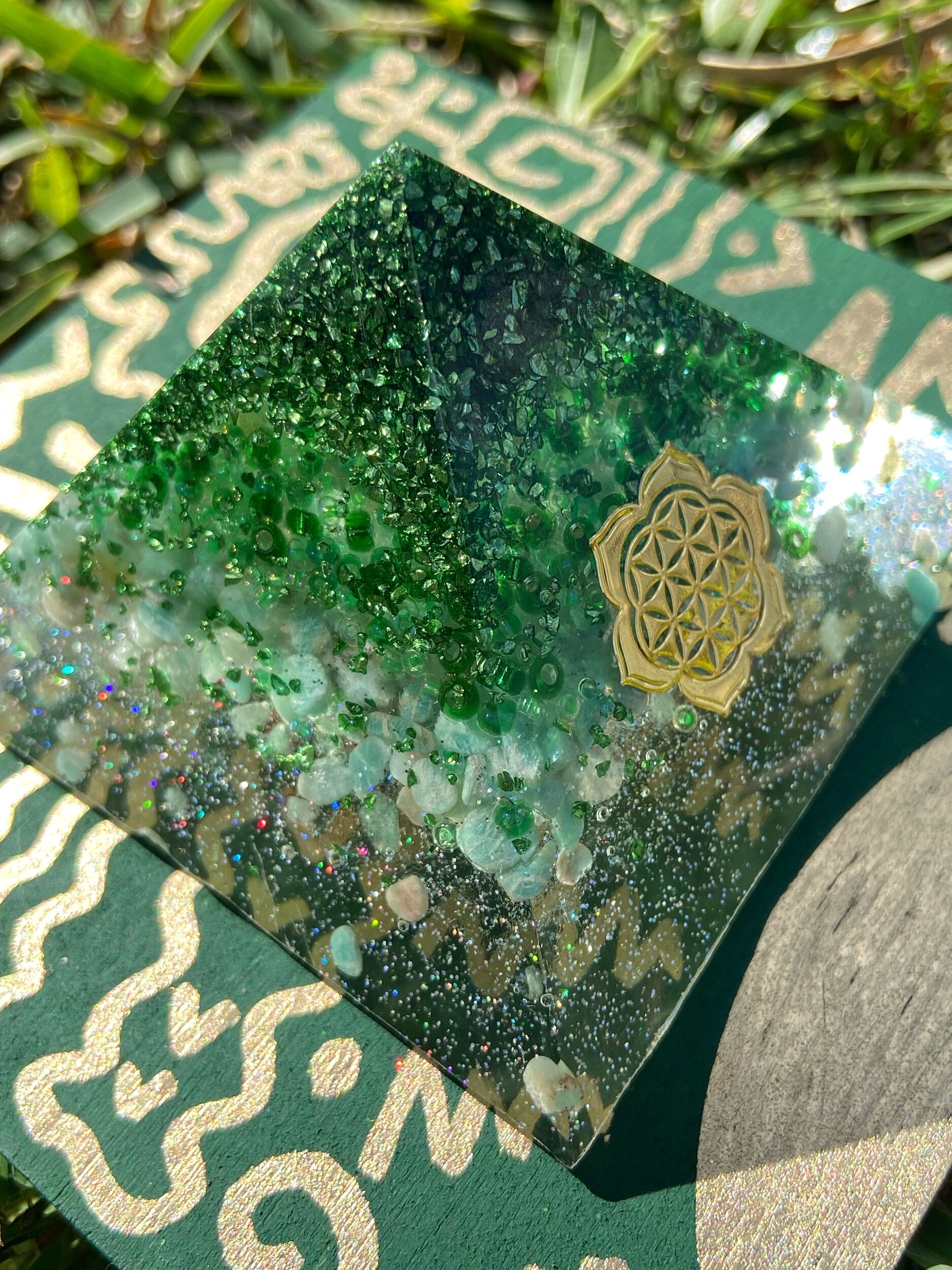 ABC17E9F-FF54-4BD0-A6D4-1FE3E0CEB97E