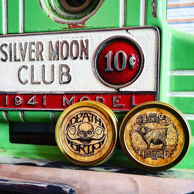 🌚 🌙  This is what we call starting the day with a great combo!⠀
⠀
#AllNatural #DeathGripWax #DeathGrip #DeathGripMustacheWax #HandleBar #HandleBarMustacheWax #MustacheLife #Mustache #MoustacheWax #Moustache #SkullArt #Skull #GuitarPick #VintageGroo