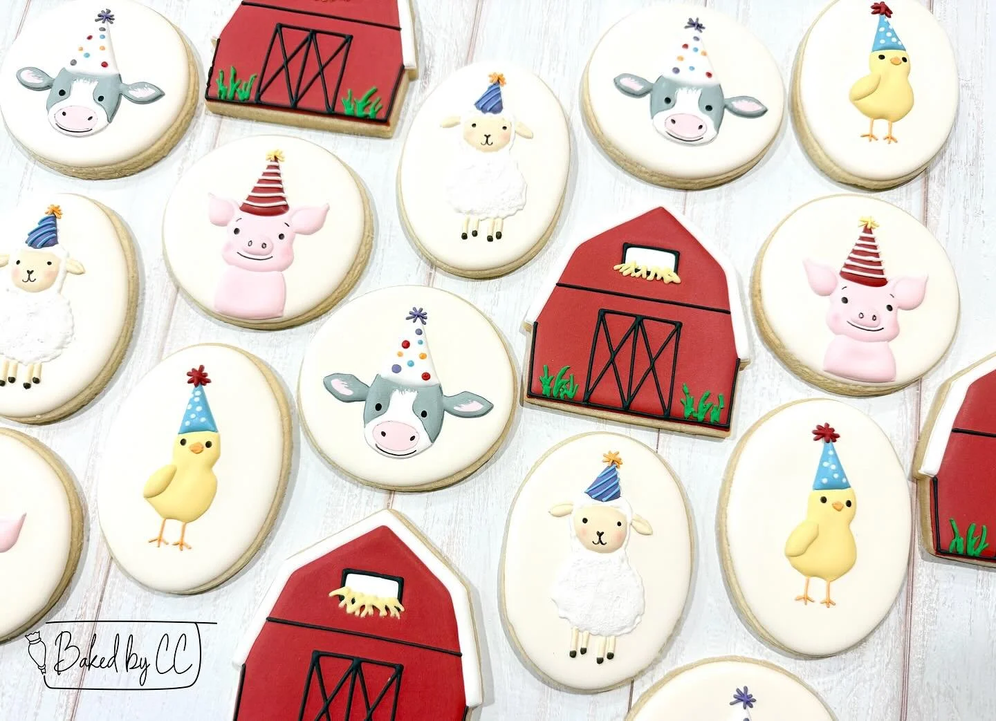 Old MacDonald had a birthday! 🐷🐔Such a fun barnyard themed birthday! 🌾🐮