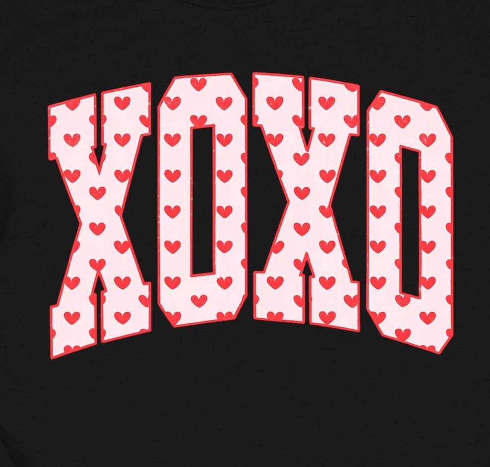 XOXO+PINK+HEARTS+GILDAN+BLACK.jpg