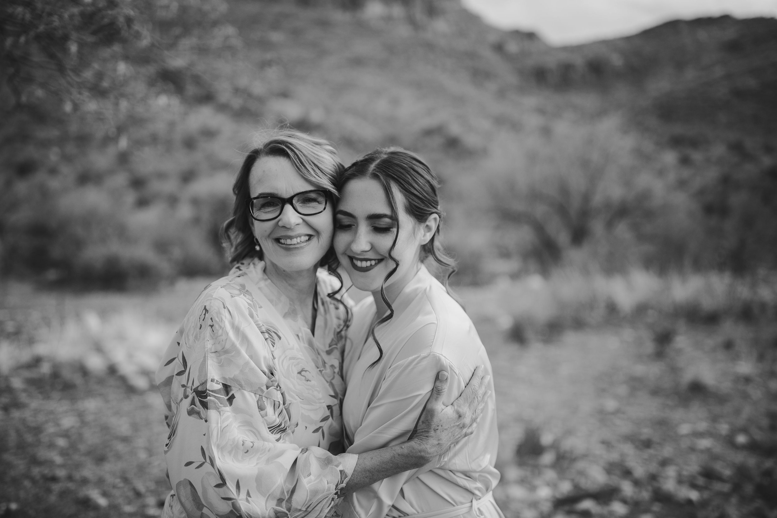 Intimate Desert Wedding at the Superstition Mountains | Arizona Wedding Photographer16.jpg