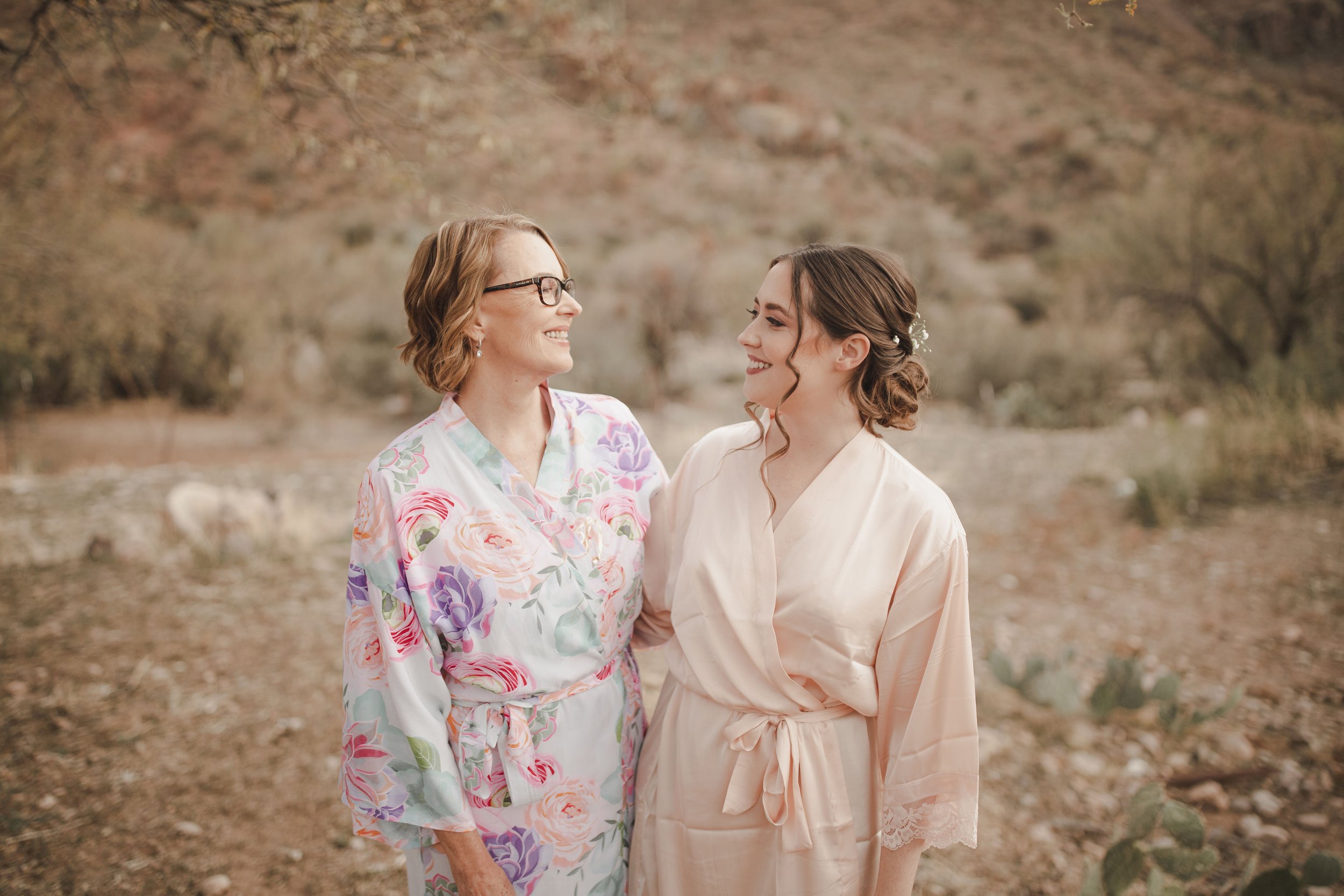 Intimate Desert Wedding at the Superstition Mountains | Arizona Wedding Photographer15.jpg