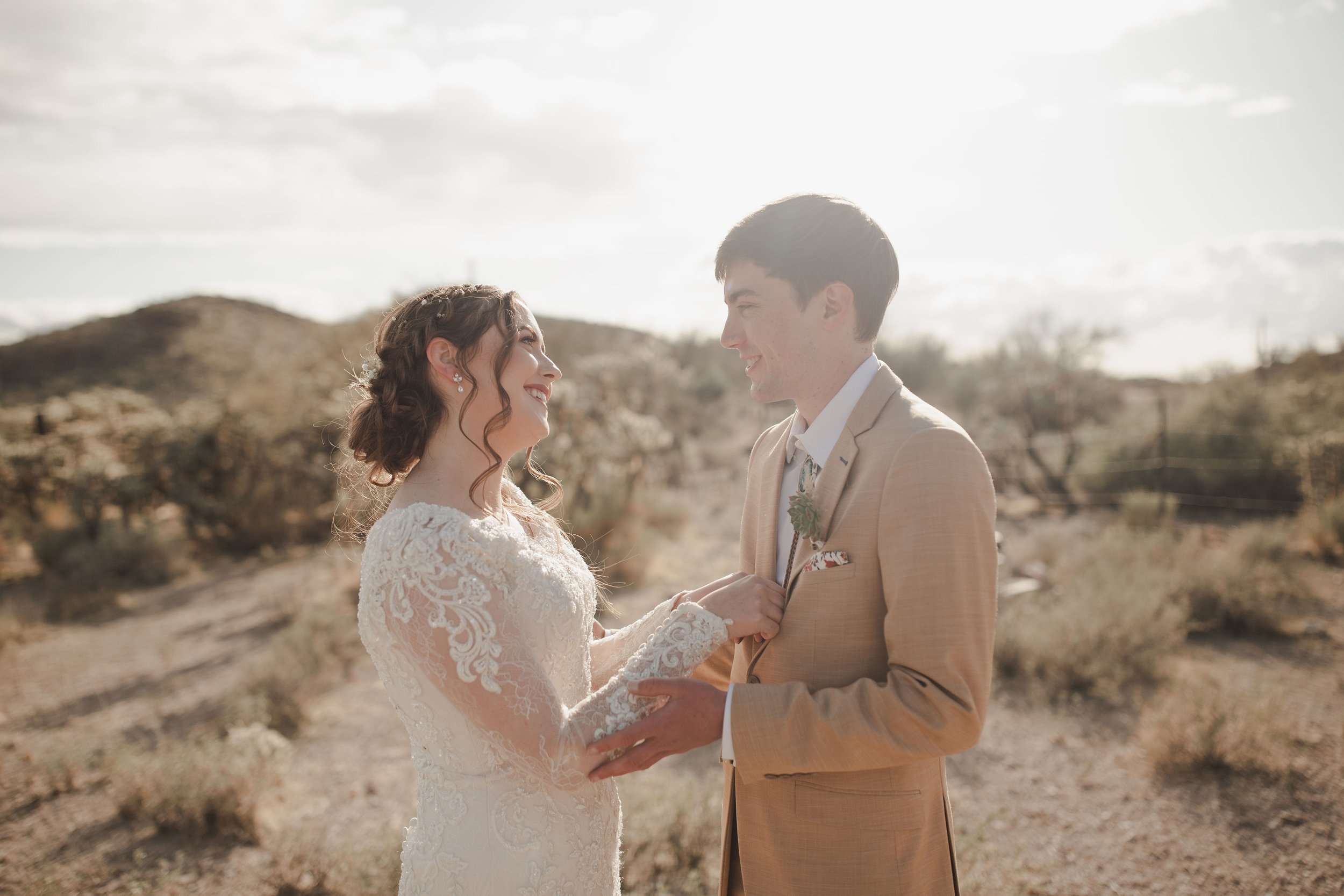 Intimate Desert Wedding at the Superstition Mountains | Arizona Wedding Photographer25.jpg