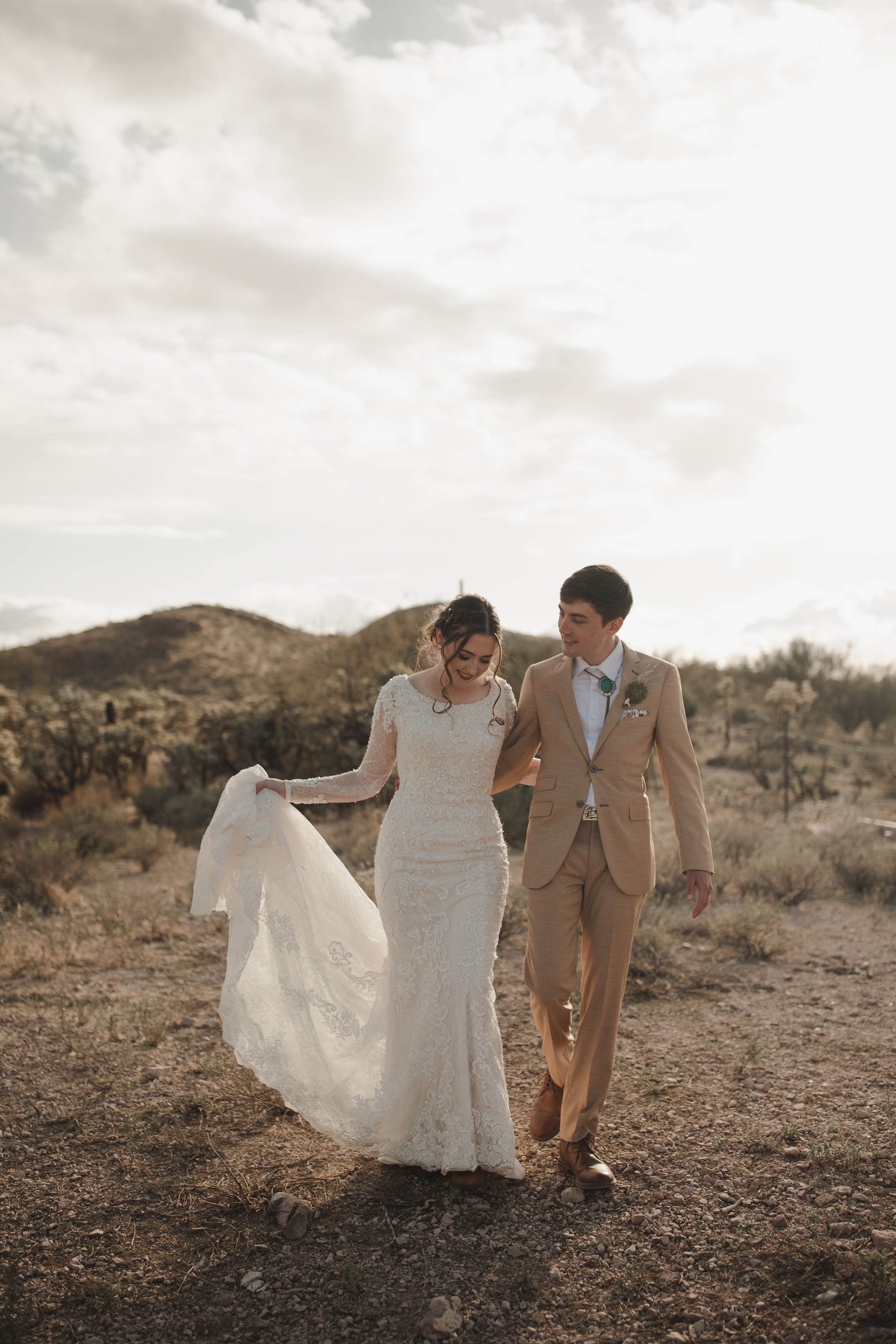 Intimate Desert Wedding at the Superstition Mountains | Arizona Wedding Photographer33.jpg