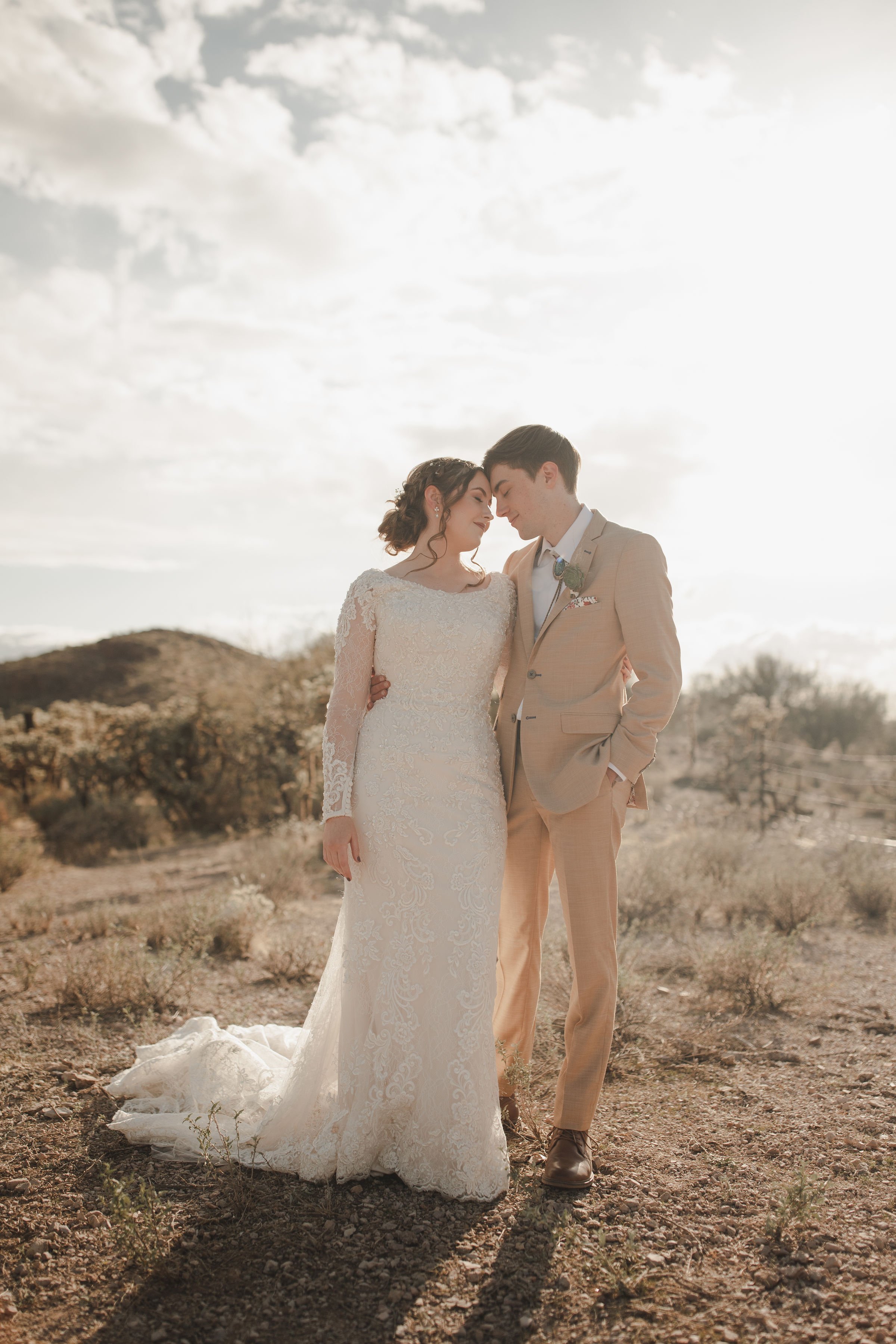 Intimate Desert Wedding at the Superstition Mountains | Arizona Wedding Photographer31.jpg