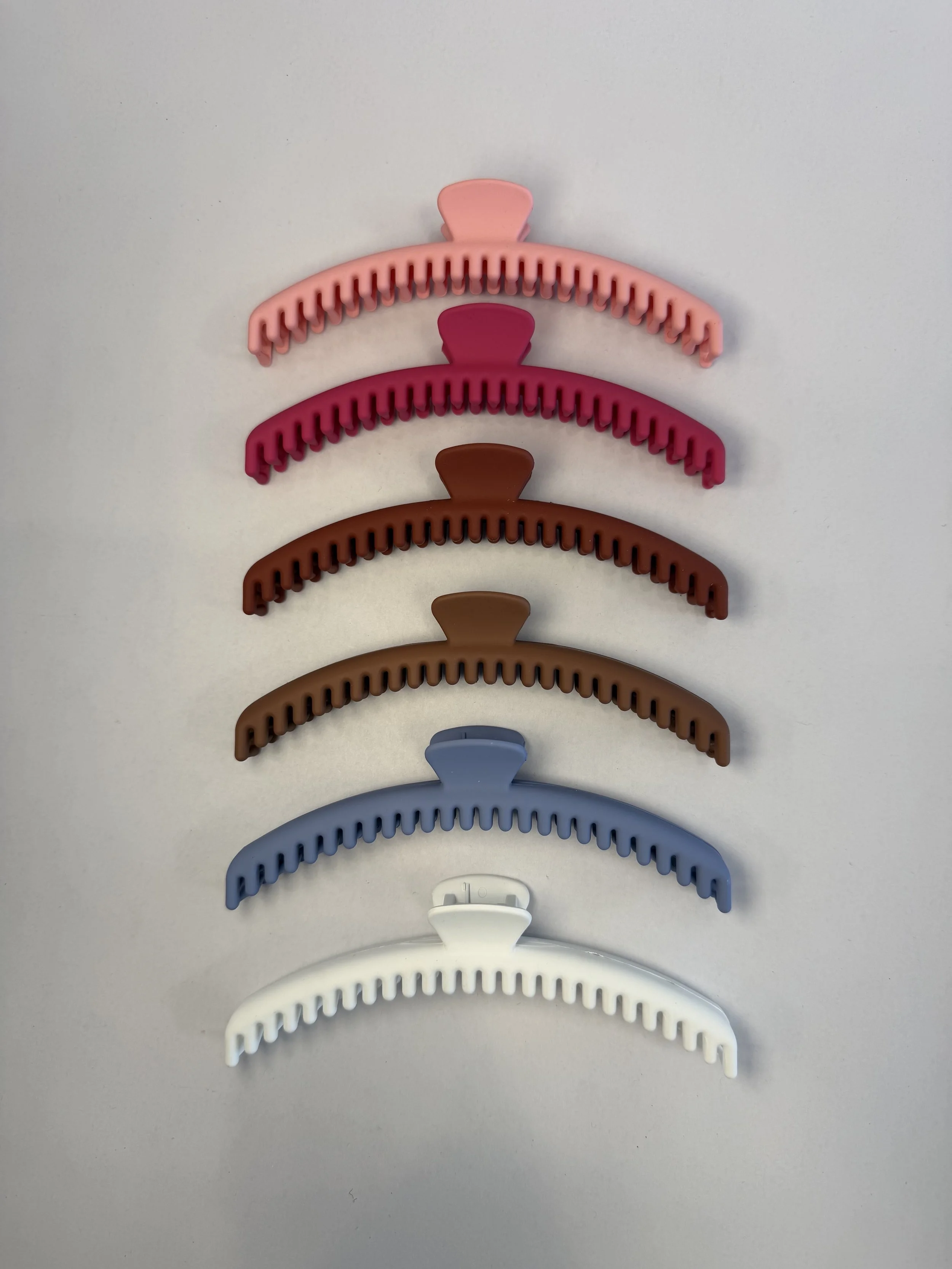 jpeg curve claw line up.jpg