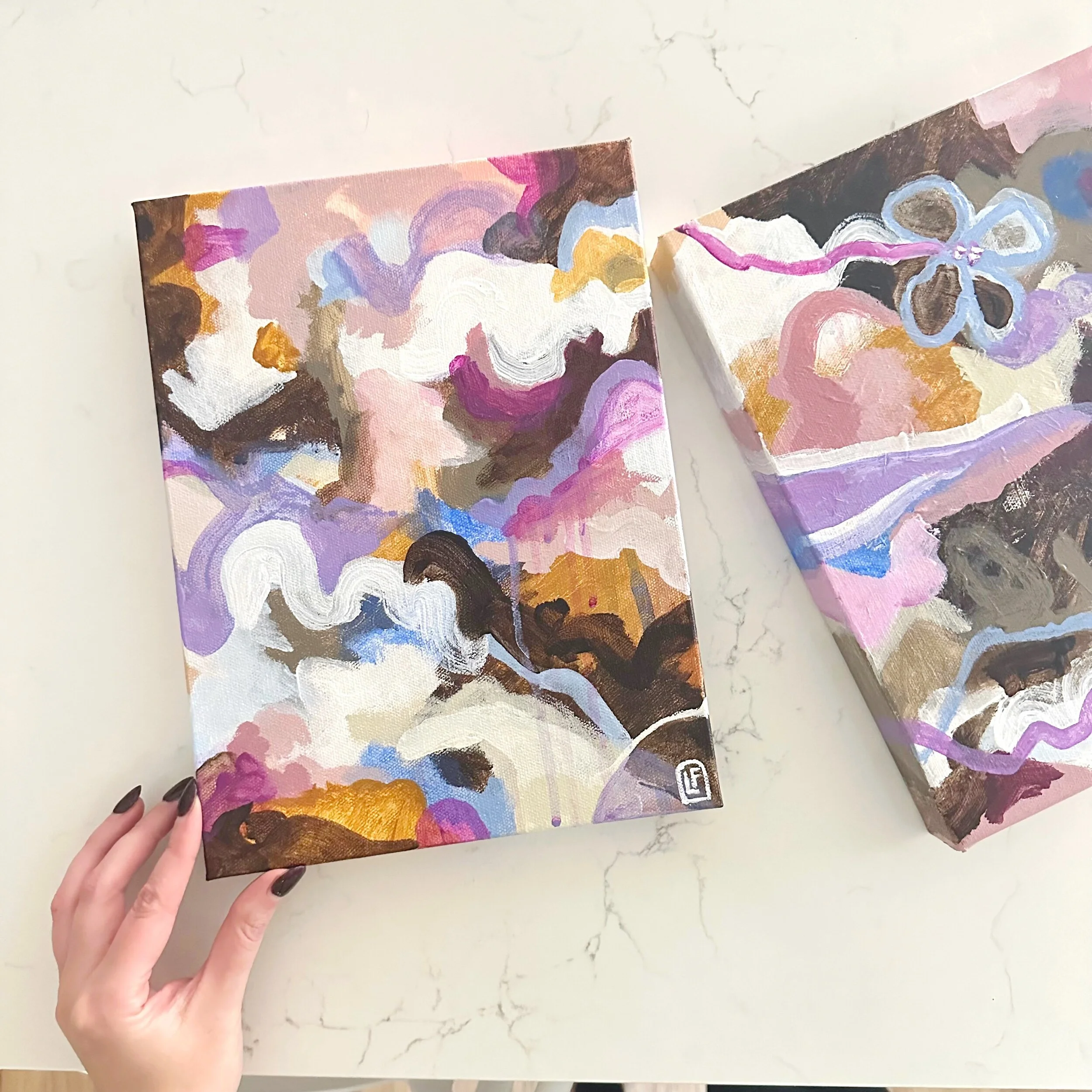 77420312-32C6-4349-B044-4752A00B4AFD