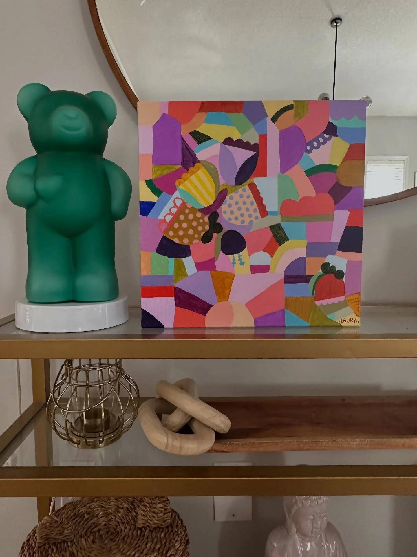 Full video coming soon. How this piece started out neutral and ended up, well, vibrant- to say the least. 🤣✨

#artists #brightartwork #dopaminedecor #canadianartist #artcollector