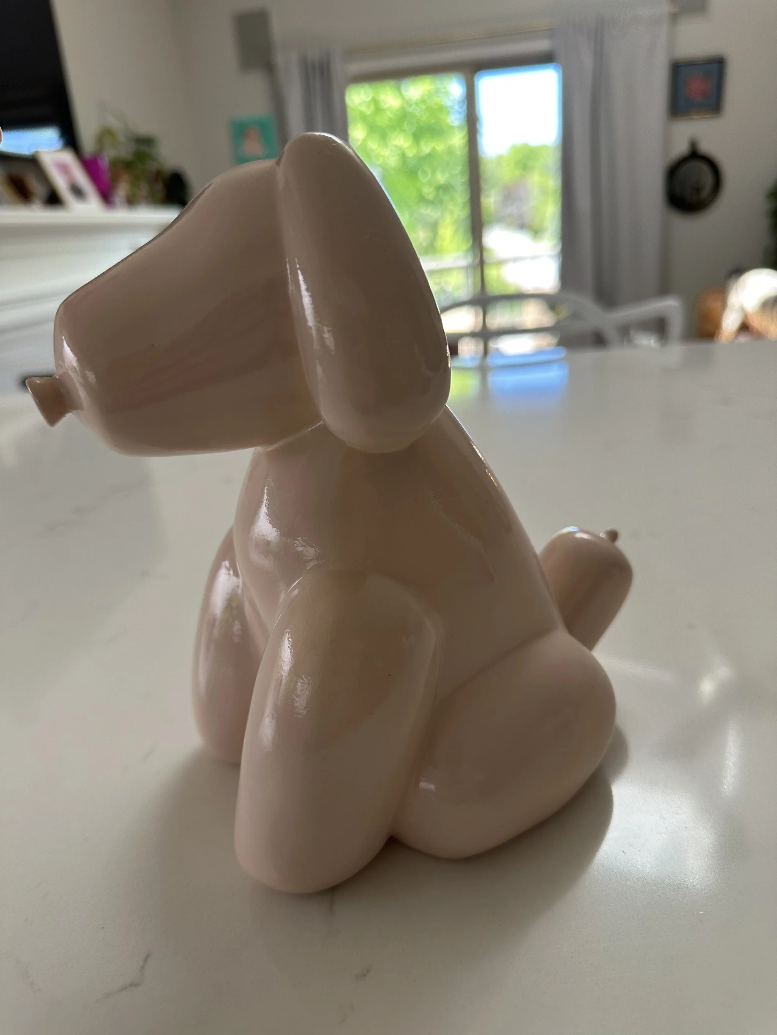 Balloon Dog Statue