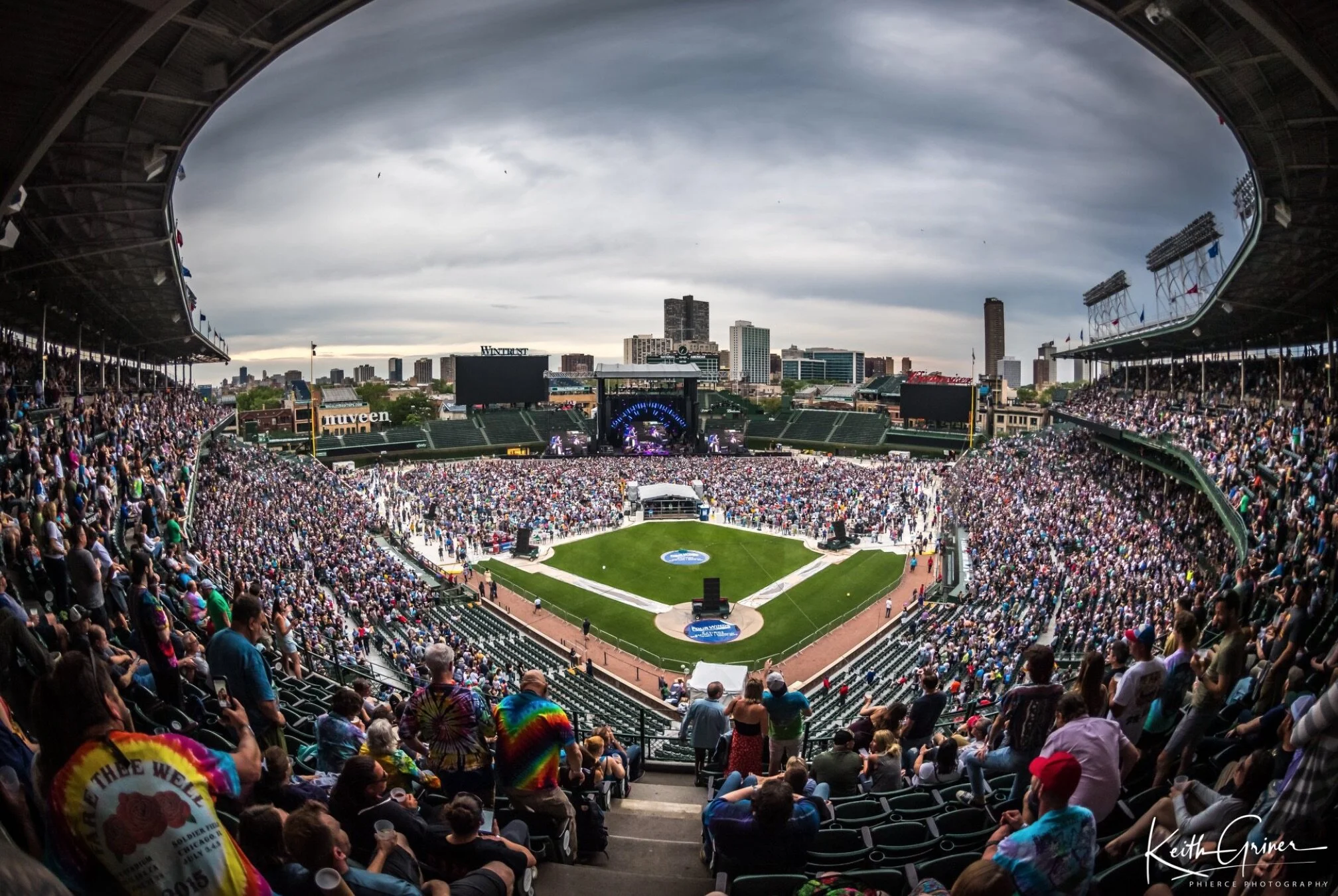G2-DeadCo-Wrigley-2019.2.jpg
