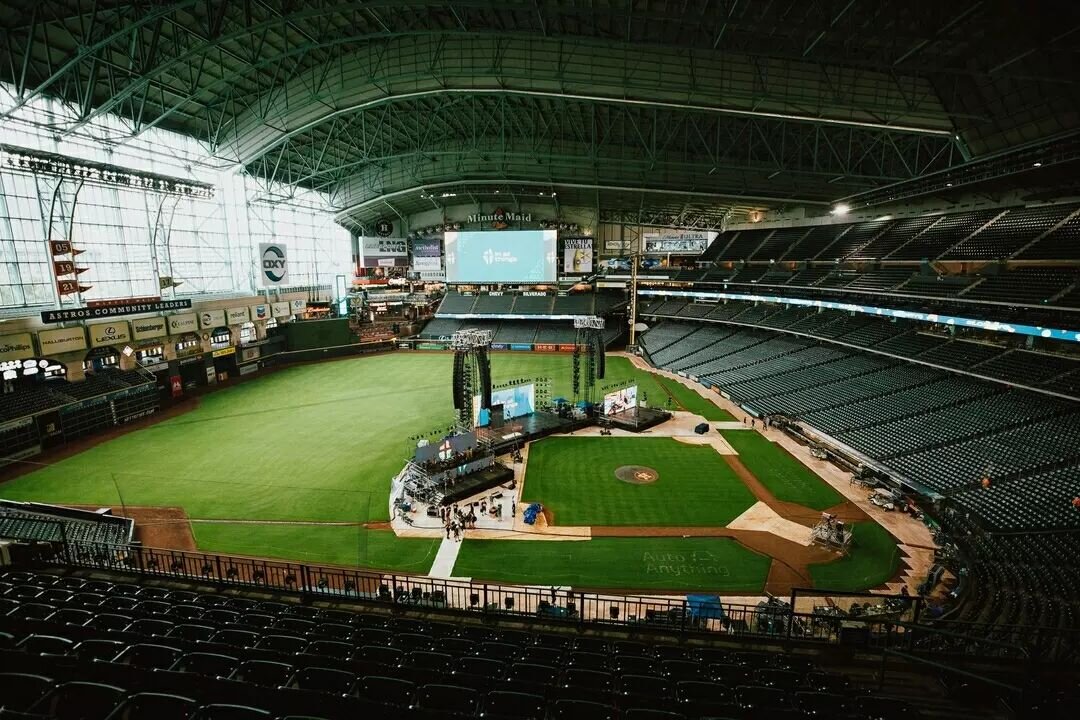 07.9-13.2022 | LCMS Youth Gathering | Minute Maid Park, Houston, TX &nbsp;
.
.
.
#production #staging #g2structures #concert #tour #roofstructure #engineers #wemakeevents #liveevents #lifeontheroad #stadiumshow #stage #stagingcompany #eventstaging