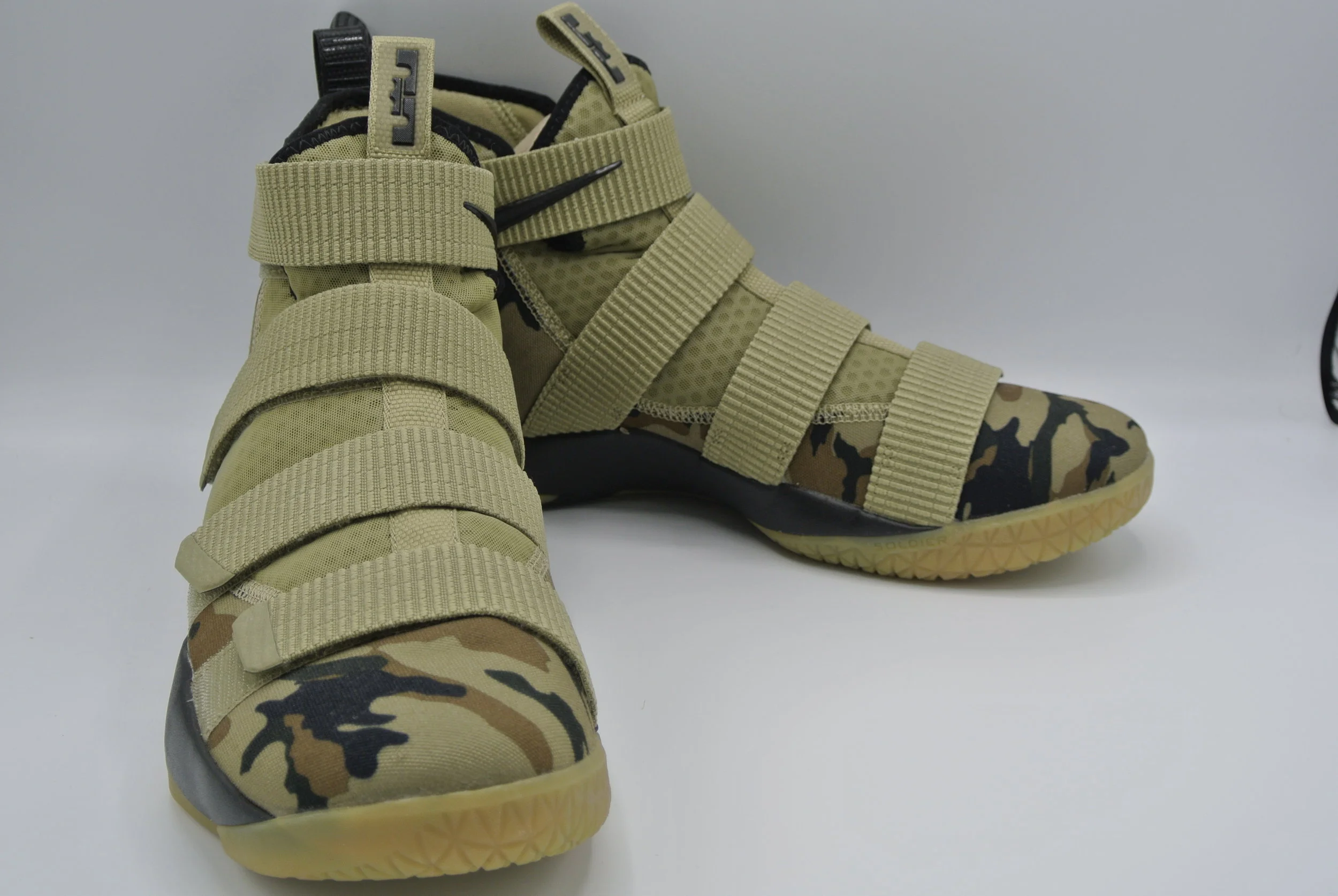 soldier 11 camo