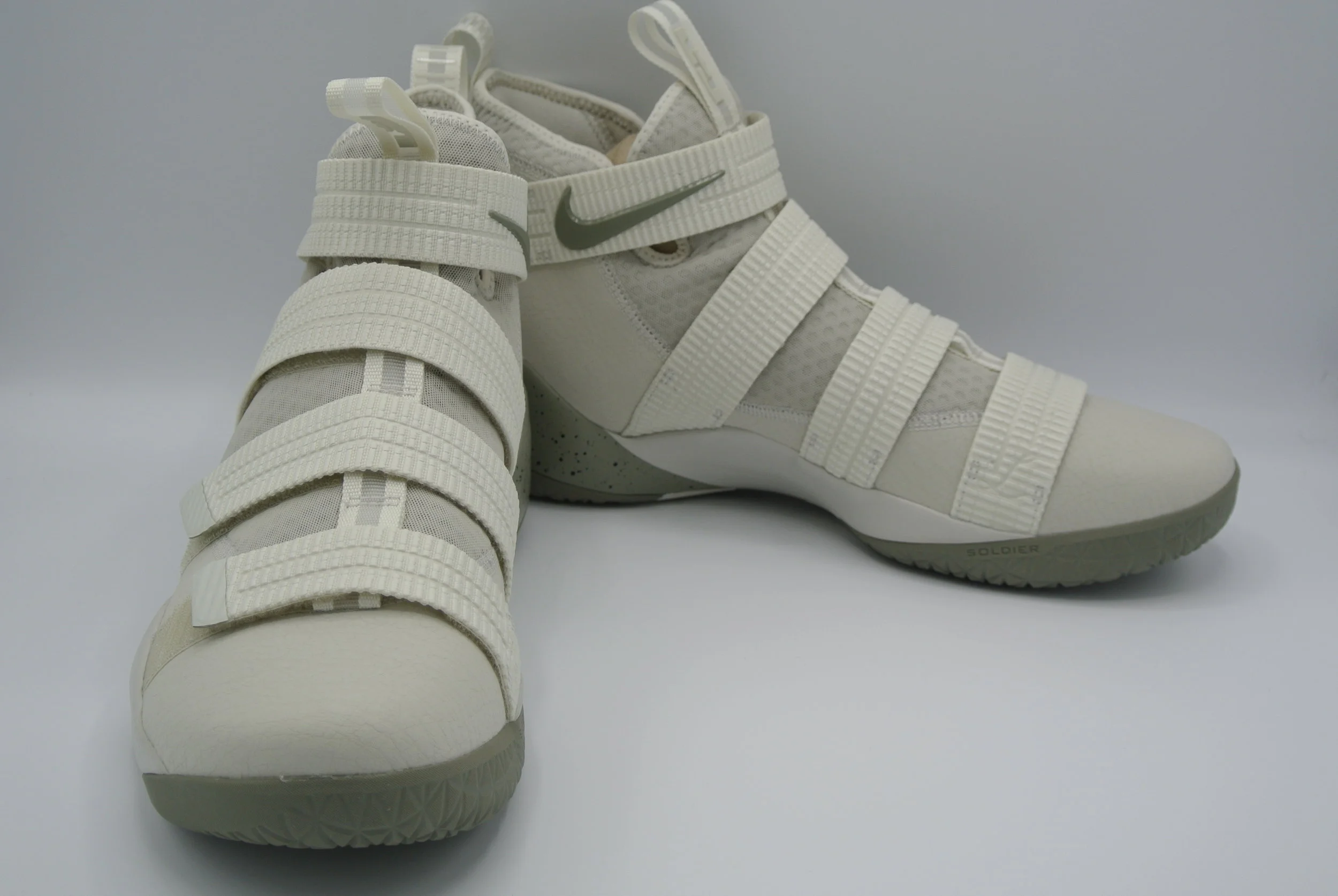 Nike LeBron Soldier 11 SFG Light Bone (4).JPG