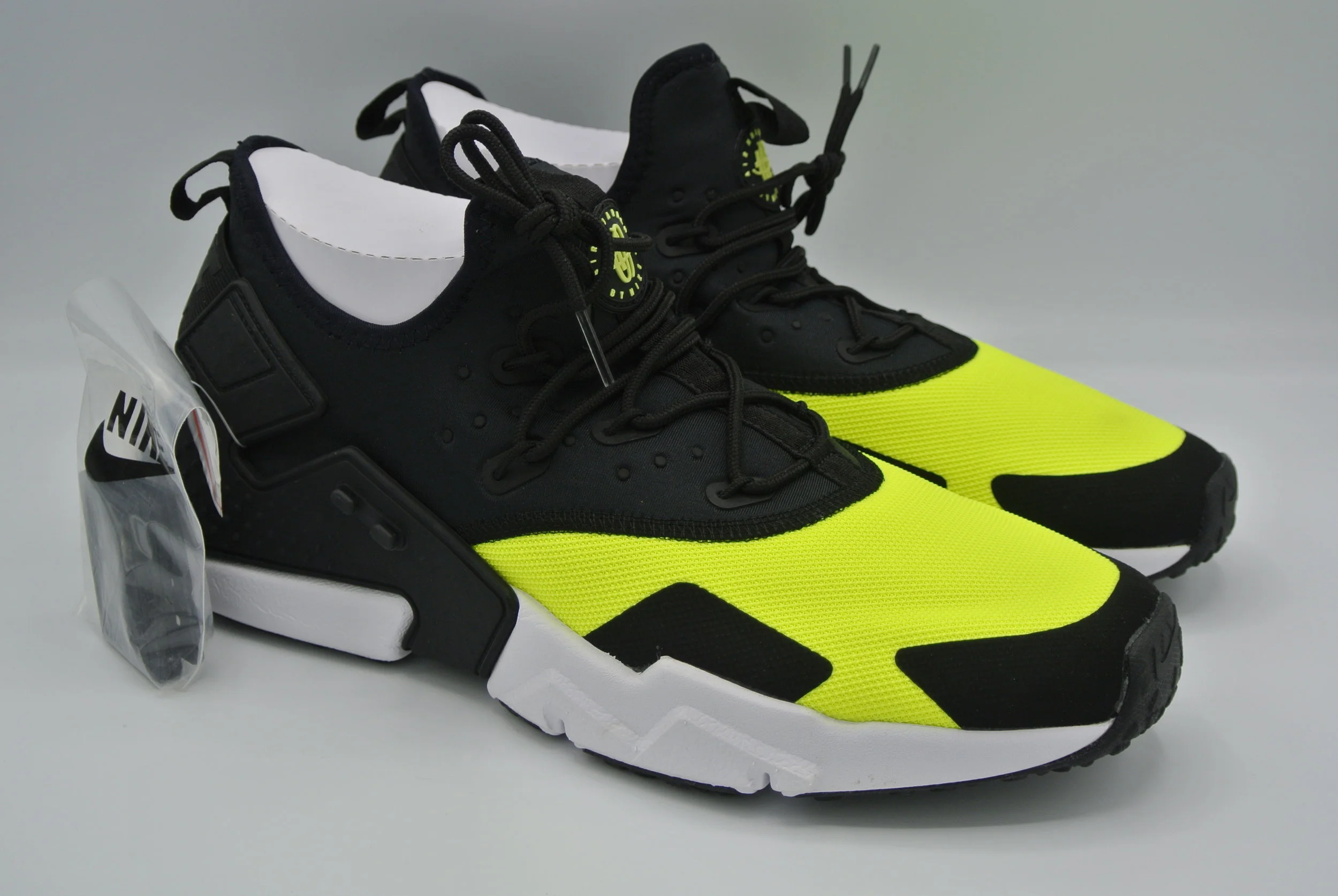 Air Huarache Drift Black Volt (3).JPG