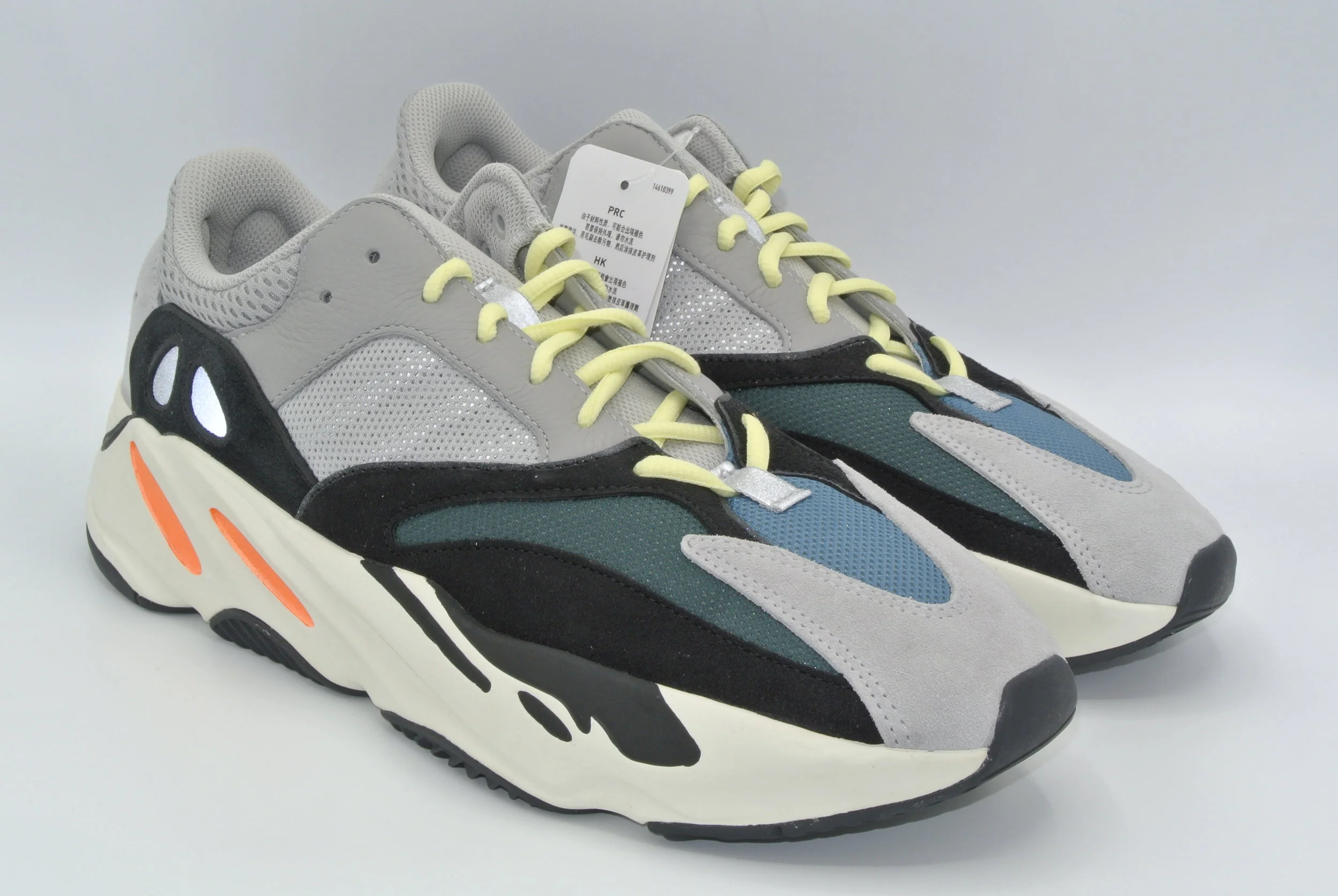 Yeezy 700 Wave Runner (3).JPG