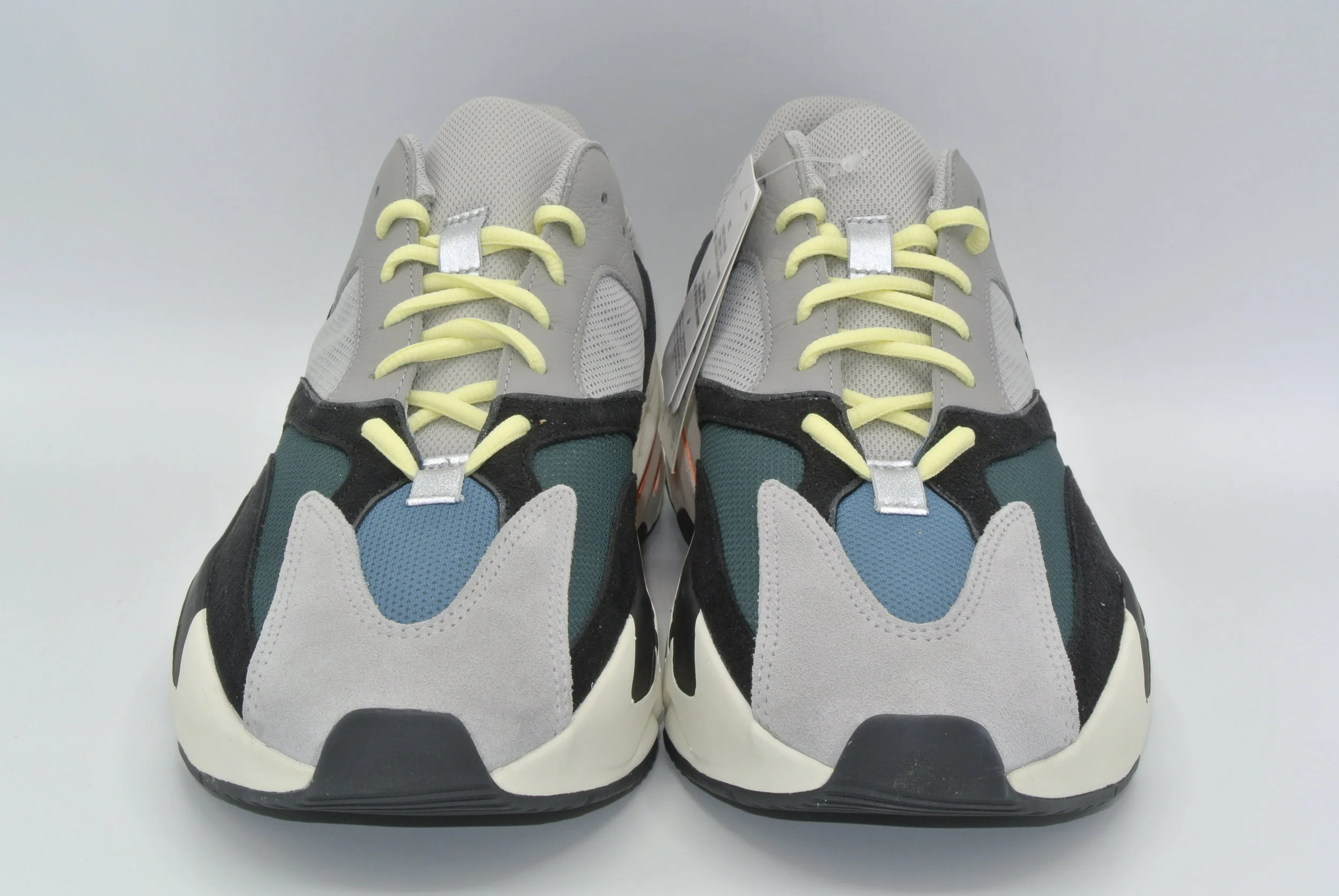 Yeezy 700 Wave Runner (4).JPG