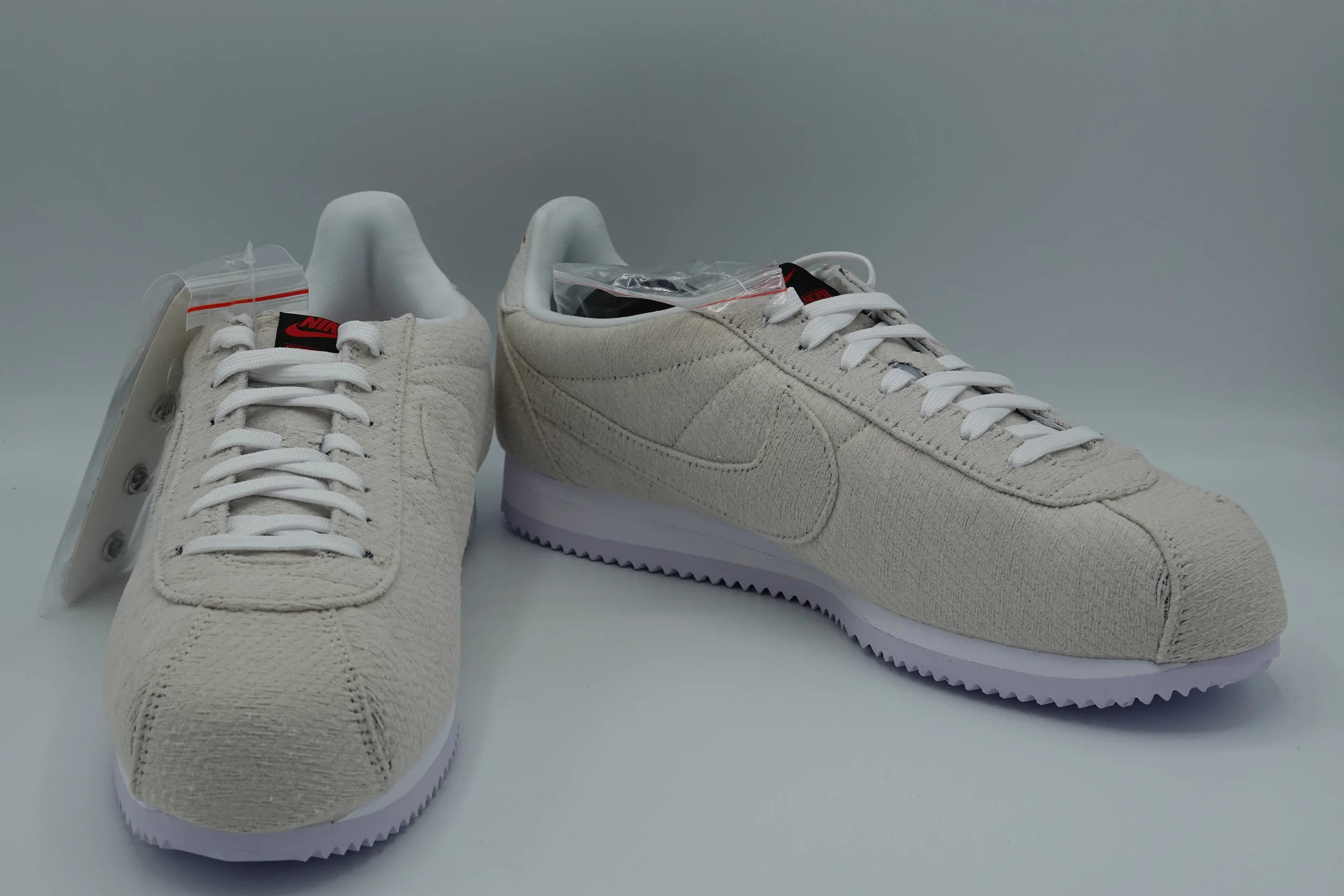 Stranger Things x Classic Cortez QS Upside Down (3).JPG