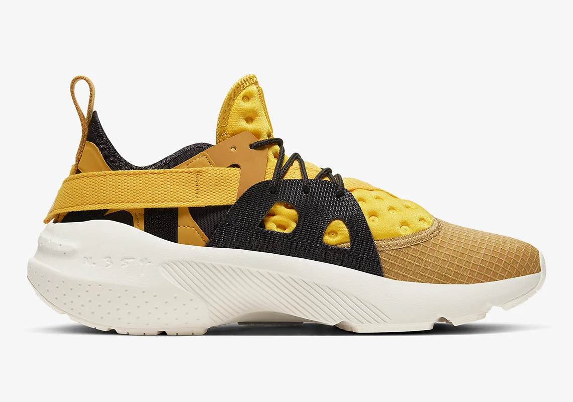 Nike-Huarache-Type-Golden-3.jpg