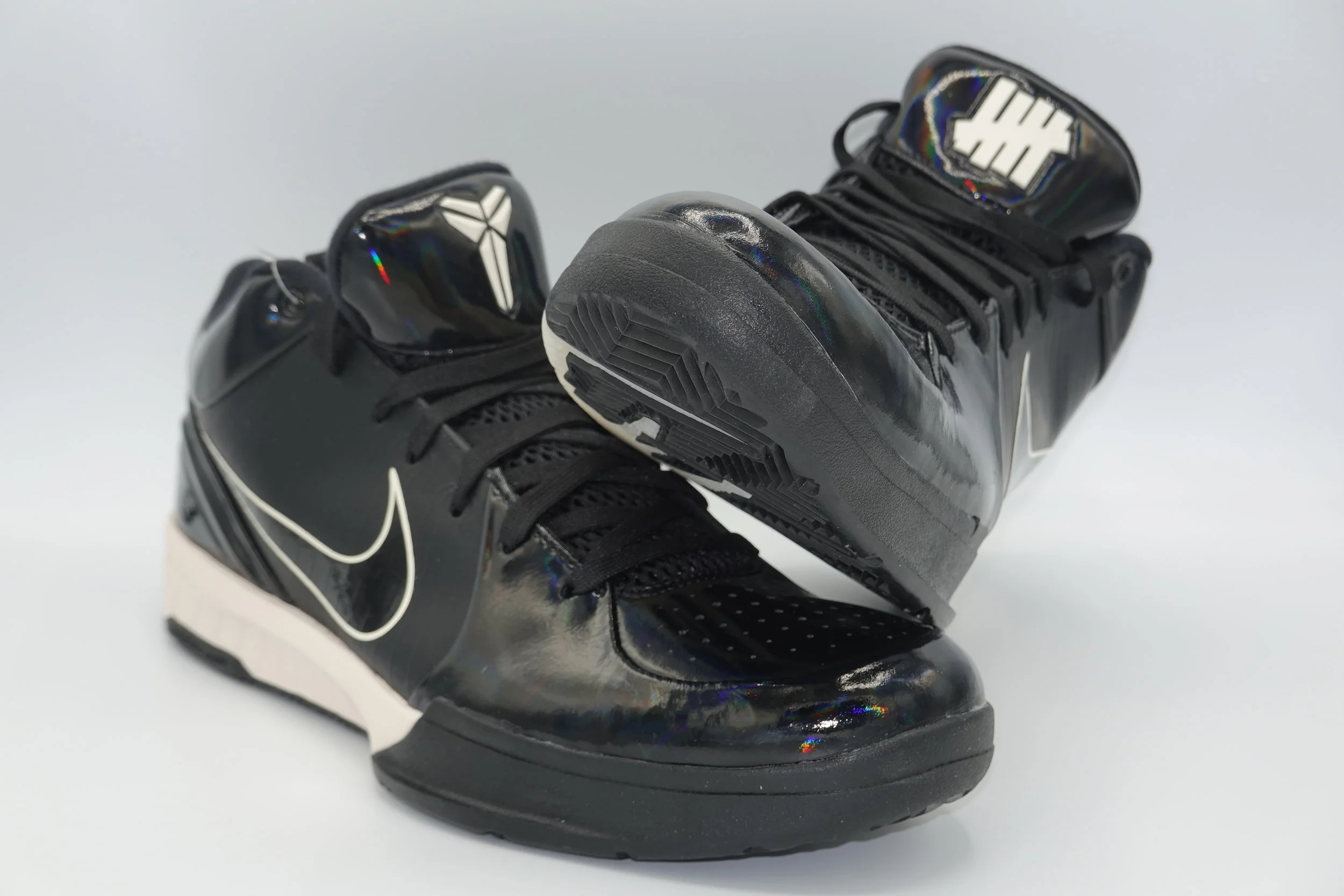 Undefeated x Kobe IV Protro "Black Mamba"