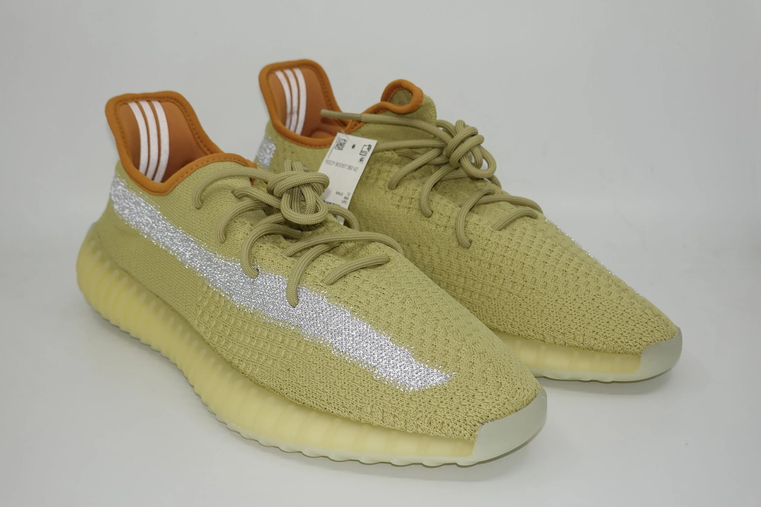 adidas gazelle silver green womens Adidas Yeezy Boost 350 V2 Marsh FX9034 Size 12/13.5W main image 1