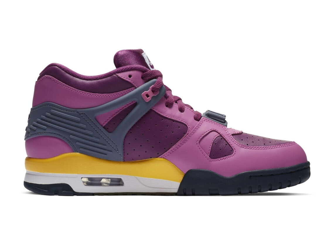 nike_air_trainer_viotech_2020_retro (7).jpg