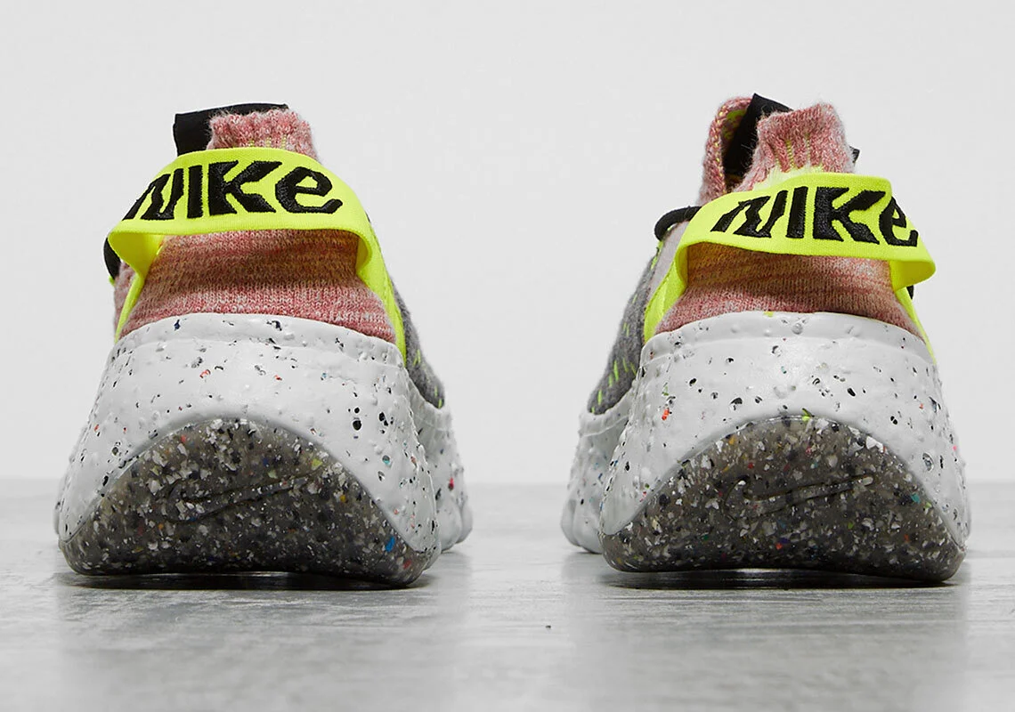 nike-space-hippie-04-red-volt-3.jpg