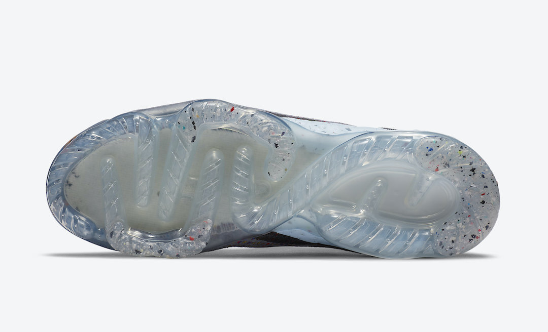 Nike-Air-VaporMax-2020-Smoke-Grey-CZ9313-001-Release-Date-1.jpg