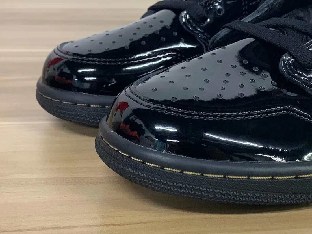Air-Jordan-1-Patent-Leather-Black-Gold-555088-032-Release-Date-Pricing-5.jpeg