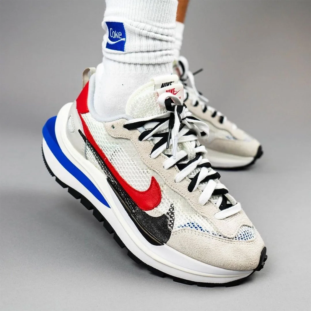 sacai-Nike-VaporWaffle-Sail-Light-Bone-Game-Royal-Sport-Fuchsia-CV1363-100-Release-Date-On-Feet.jpg