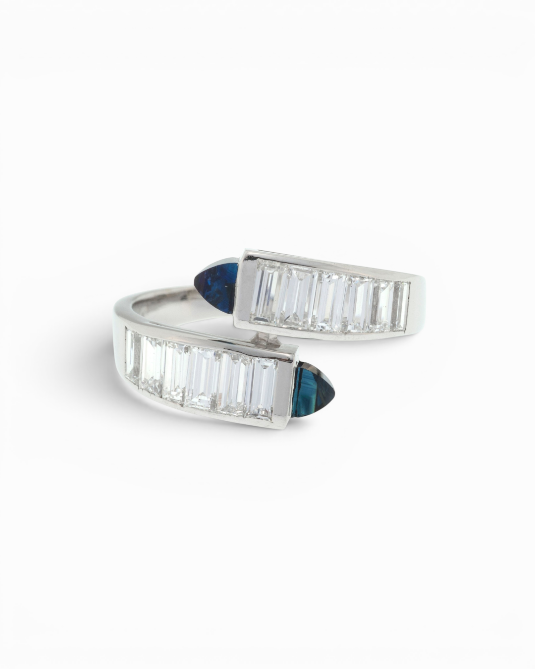 Gubelin Gold, Diamond, and Sapphire Crossover Ring