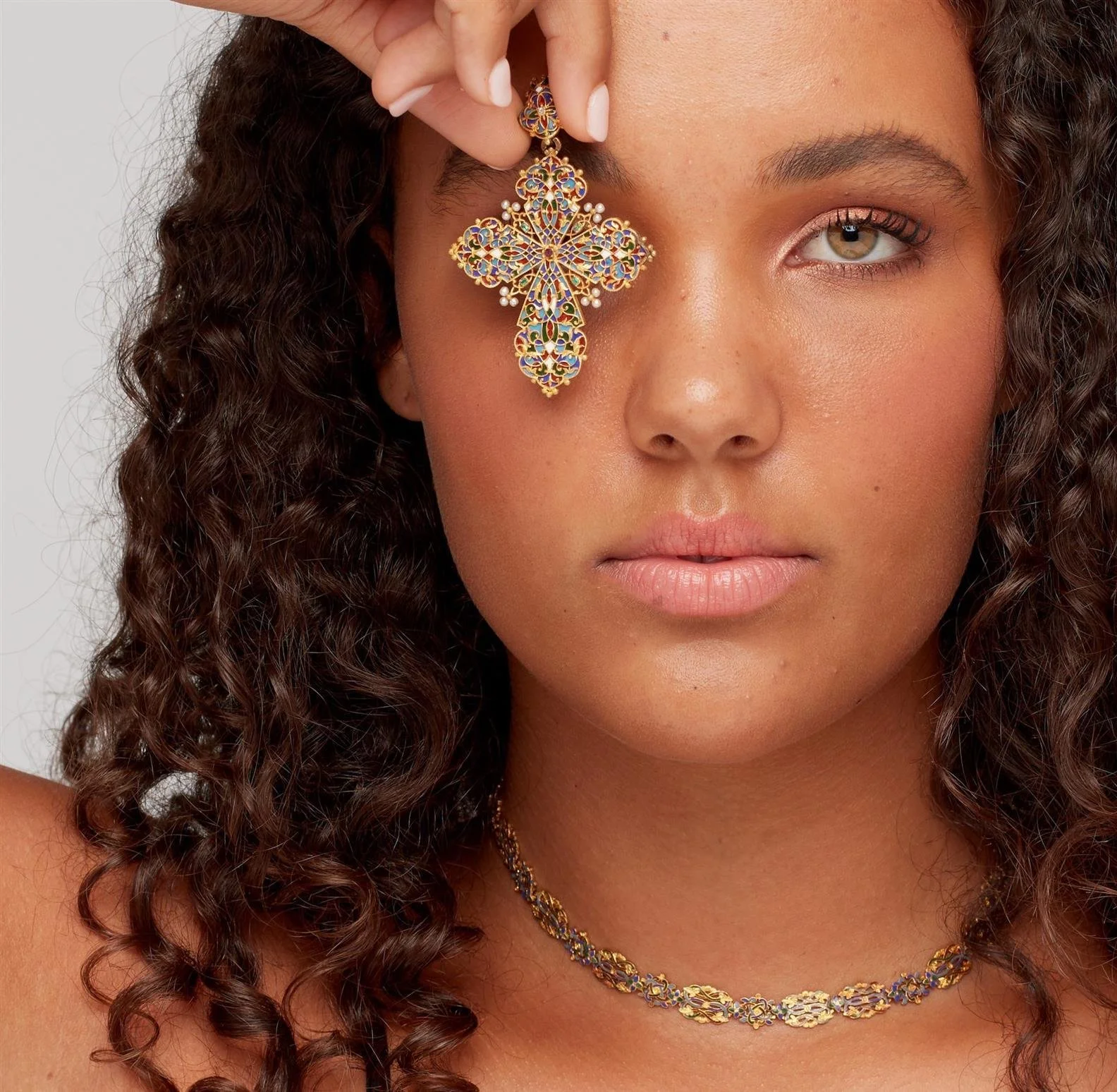 ANTIQUE  GOLD, ENAMEL, GEM SET NECKLACE AND CROSS PENDANT