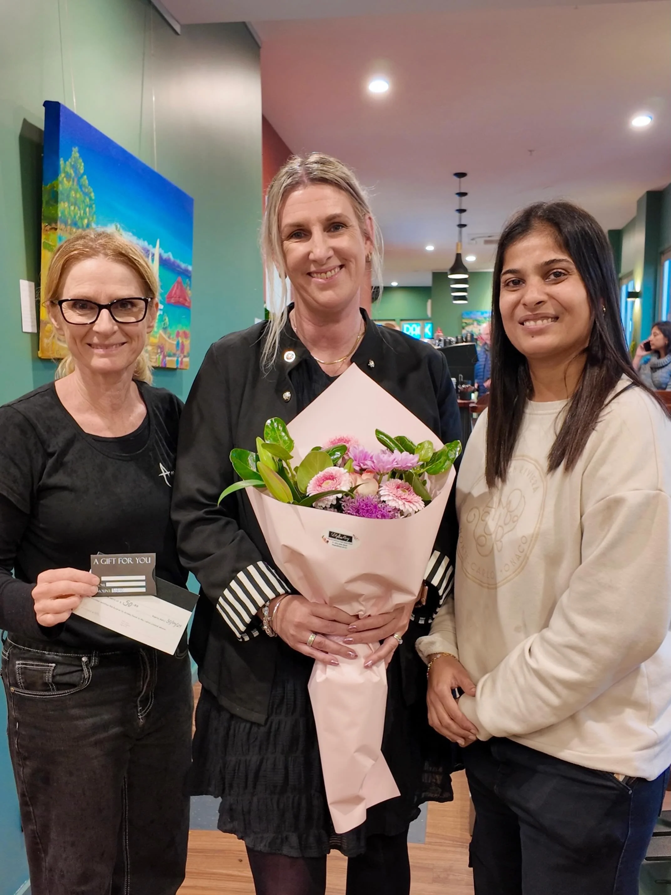 🌷 A huge congratulations to Fiona Harris&hellip; the lucky winner of our Mother&rsquo;s Day Giveaway! 💖

Fiona has won a $50 voucher from Ambrosia, a $50 voucher from Apartment 12, plus a beautiful bouquet worth $70 from Lily &amp; May 🌸✨ What a t