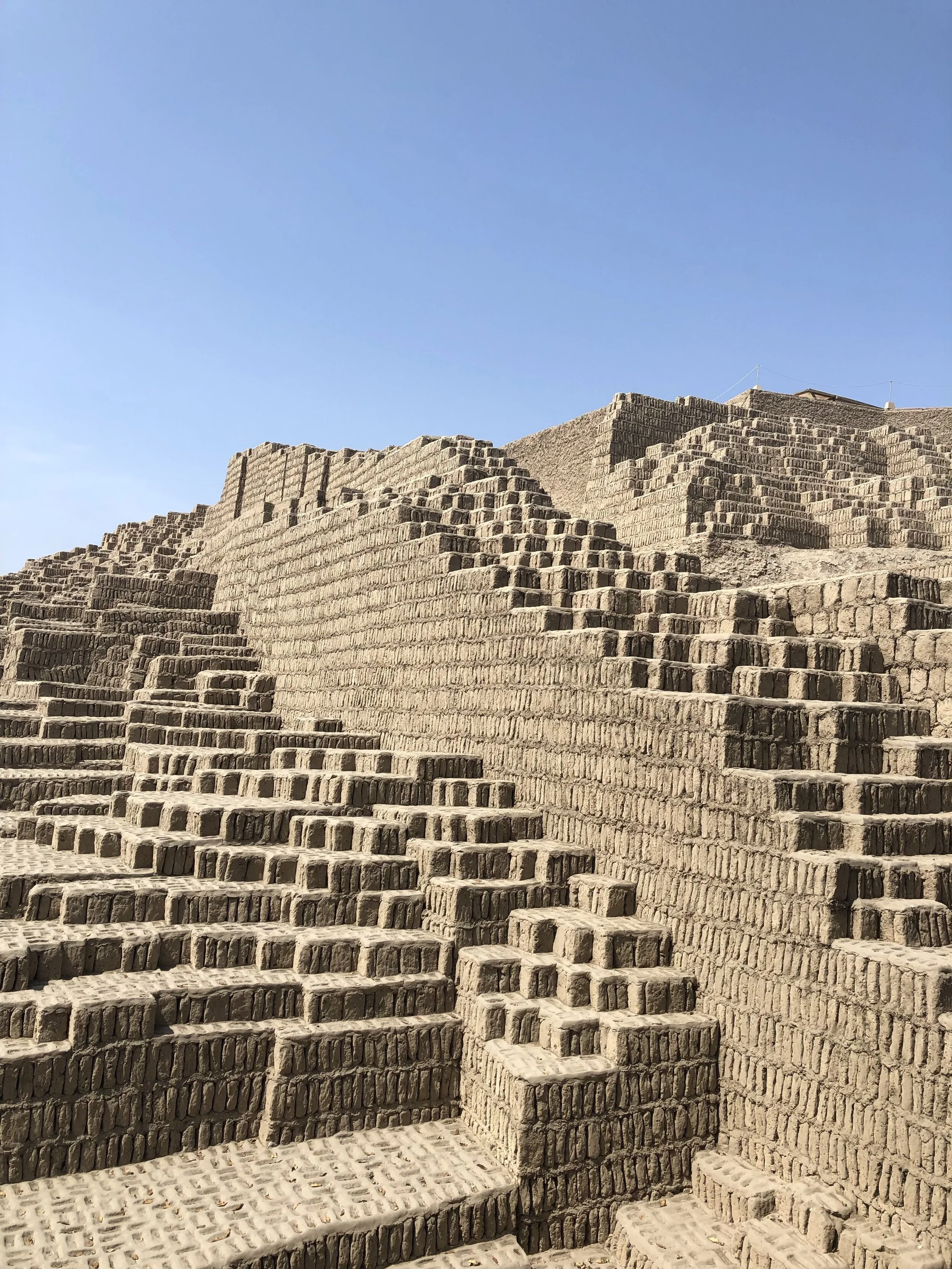 Huaca Pucllana.jpg