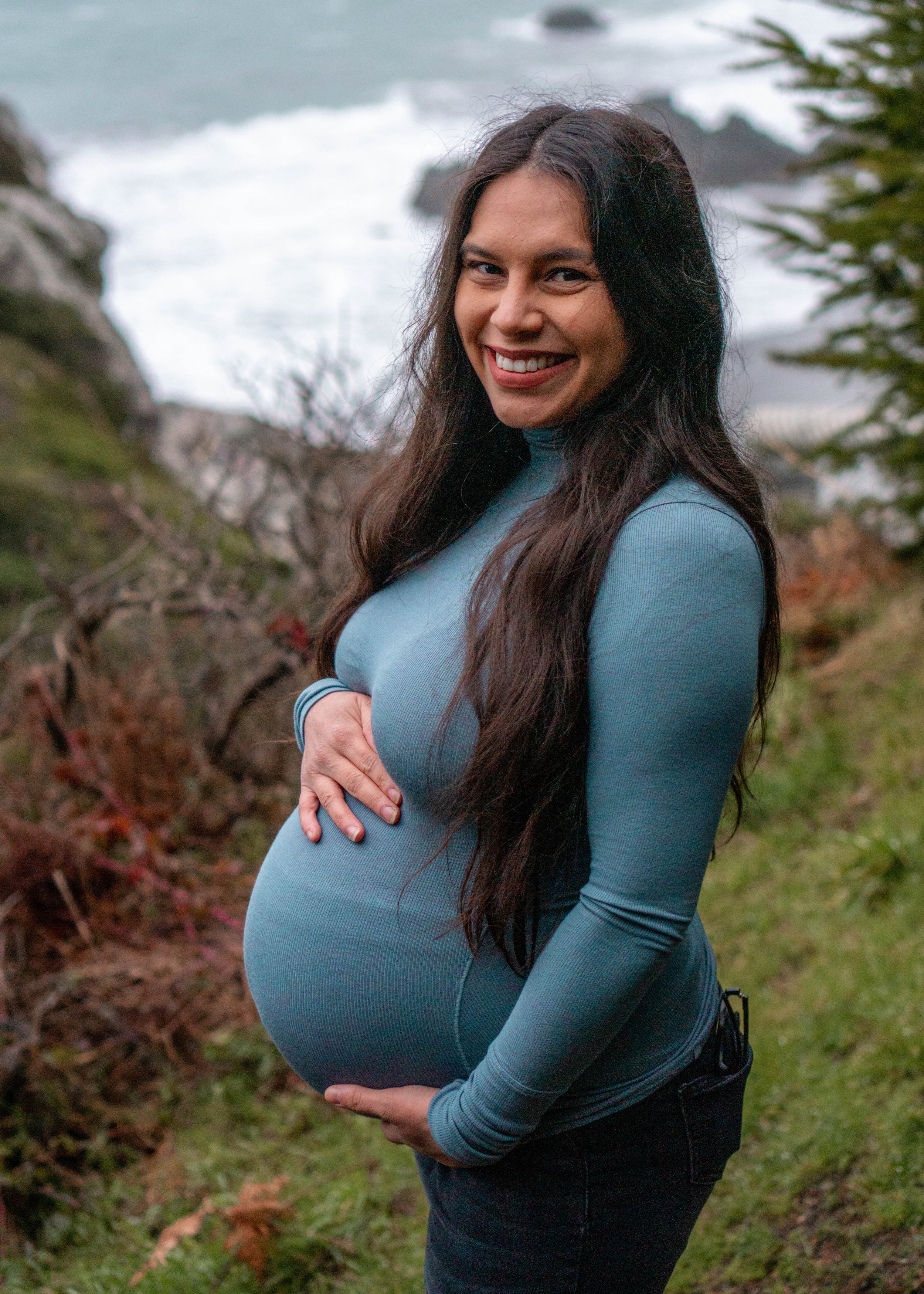 SerenaVMaternityPhotoshoot2023 (15 of 90).jpg