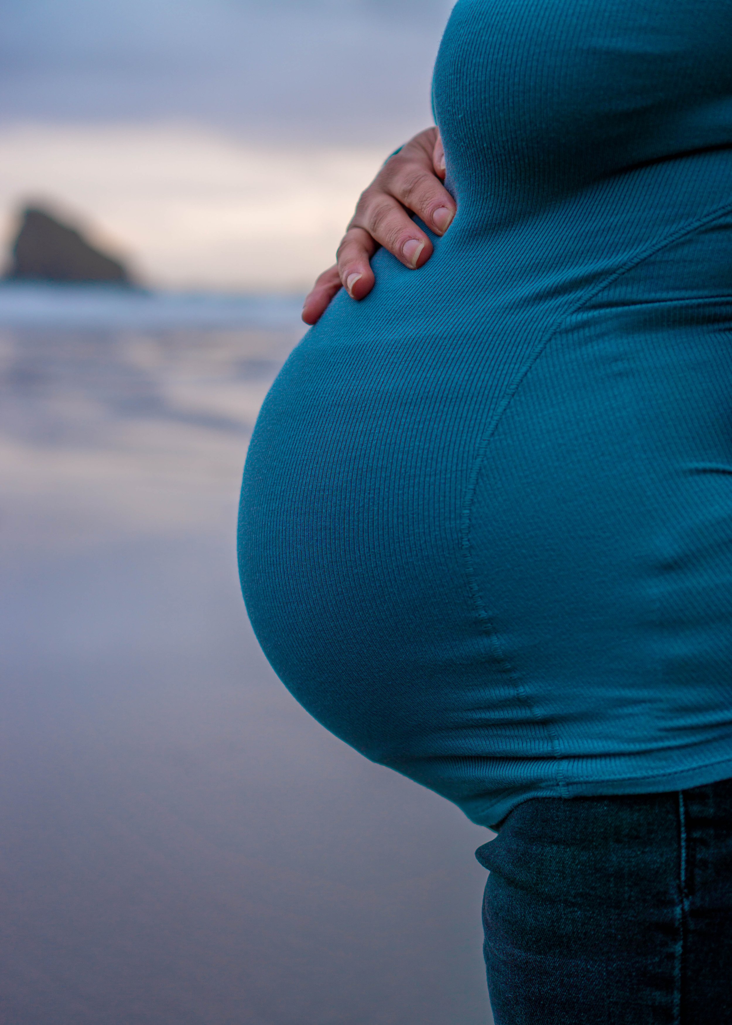 SerenaVMaternityPhotoshoot2023 (52 of 90).jpg