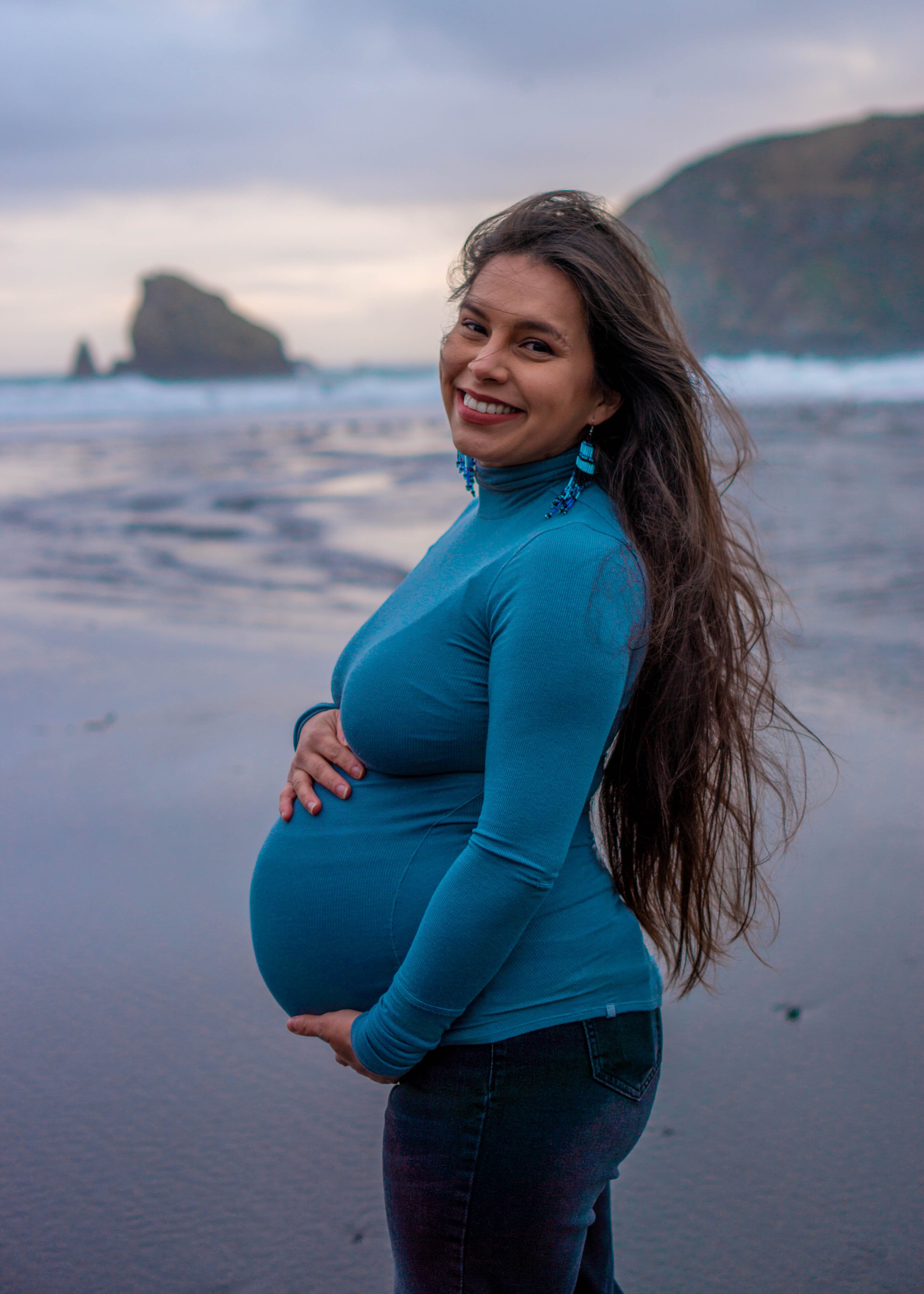 SerenaVMaternityPhotoshoot2023 (51 of 90).jpg