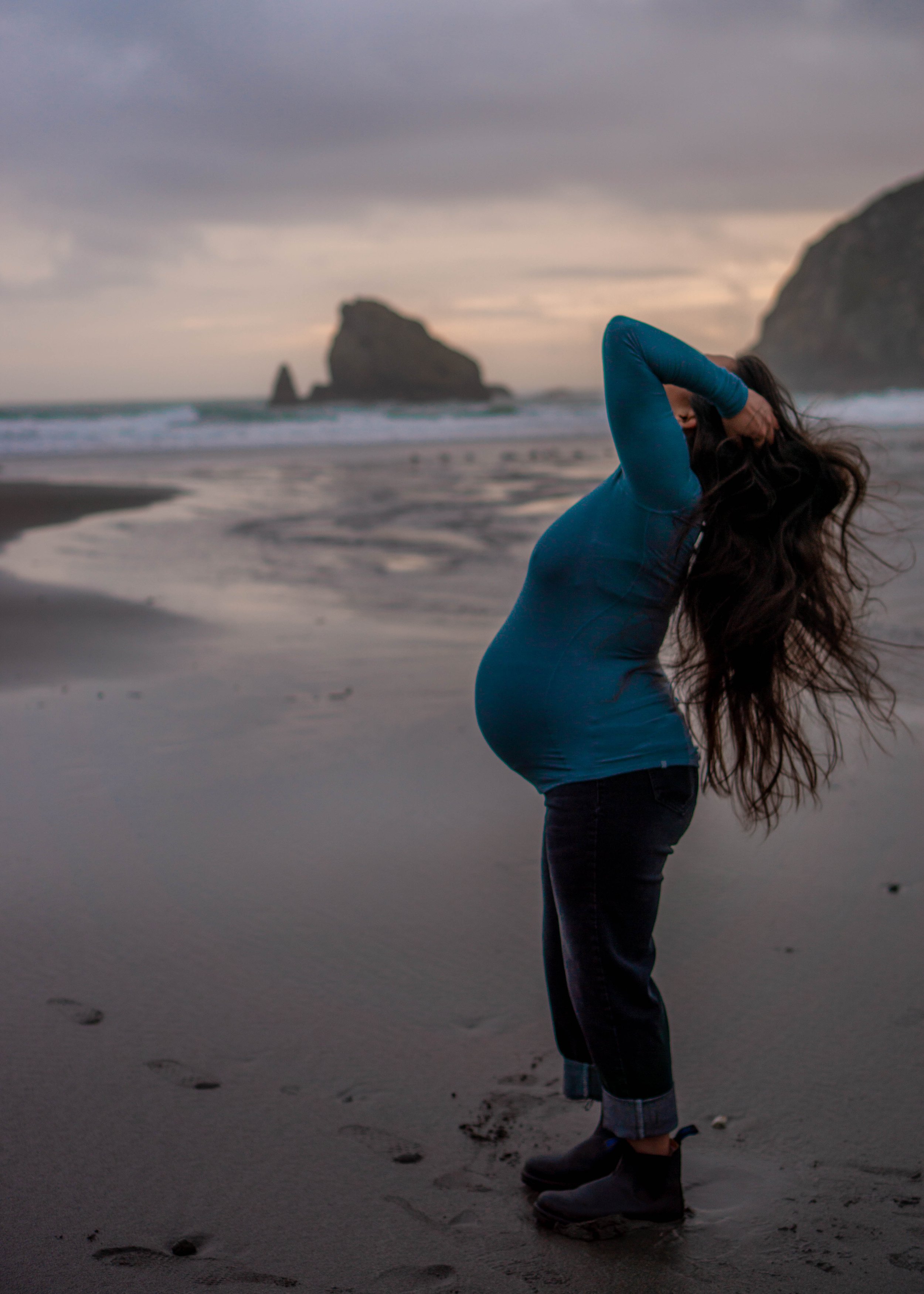 SerenaVMaternityPhotoshoot2023 (53 of 90).jpg