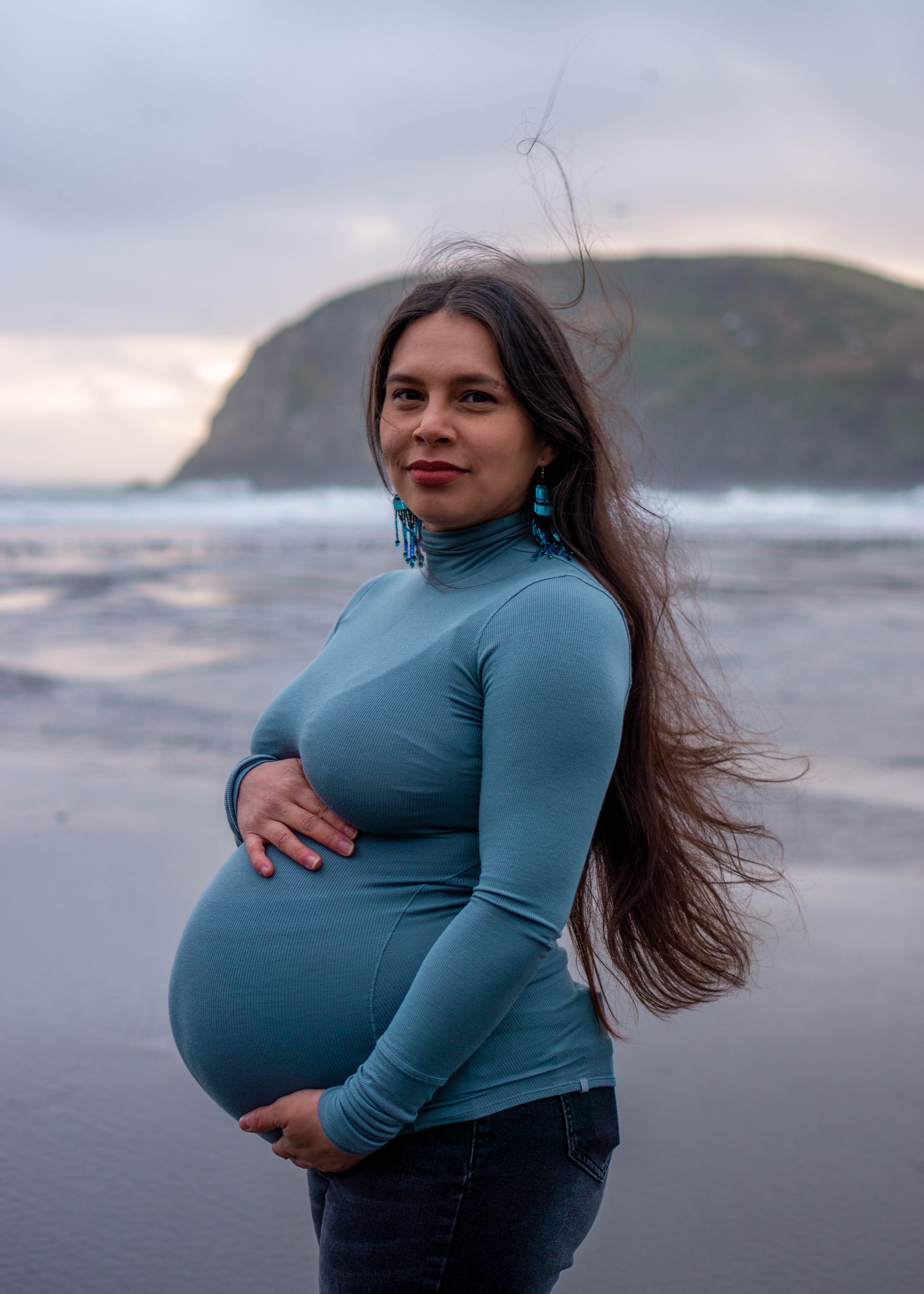 SerenaVMaternityPhotoshoot2023 (50 of 90).jpg