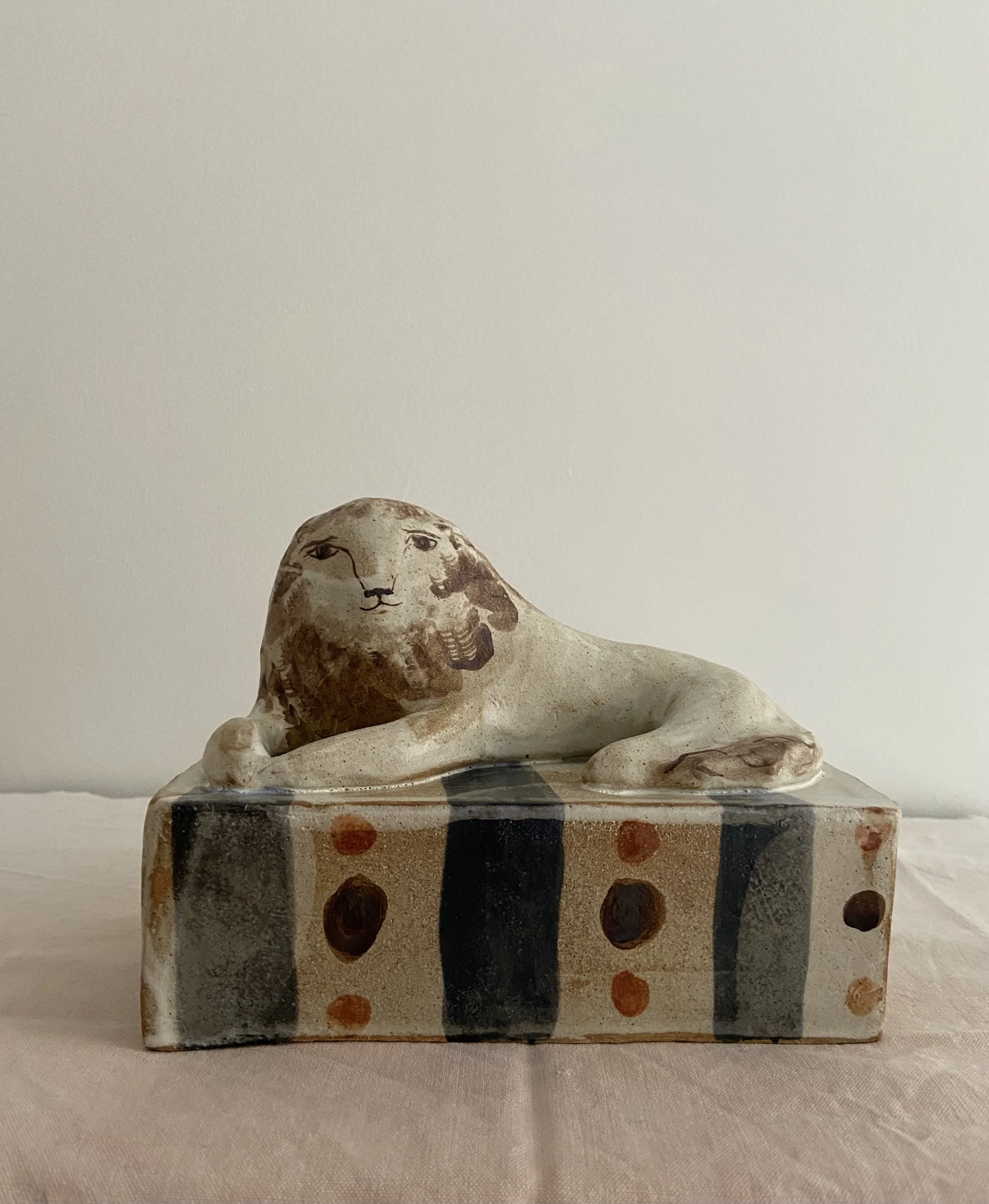 Stoneware lion by Charlotte Salt