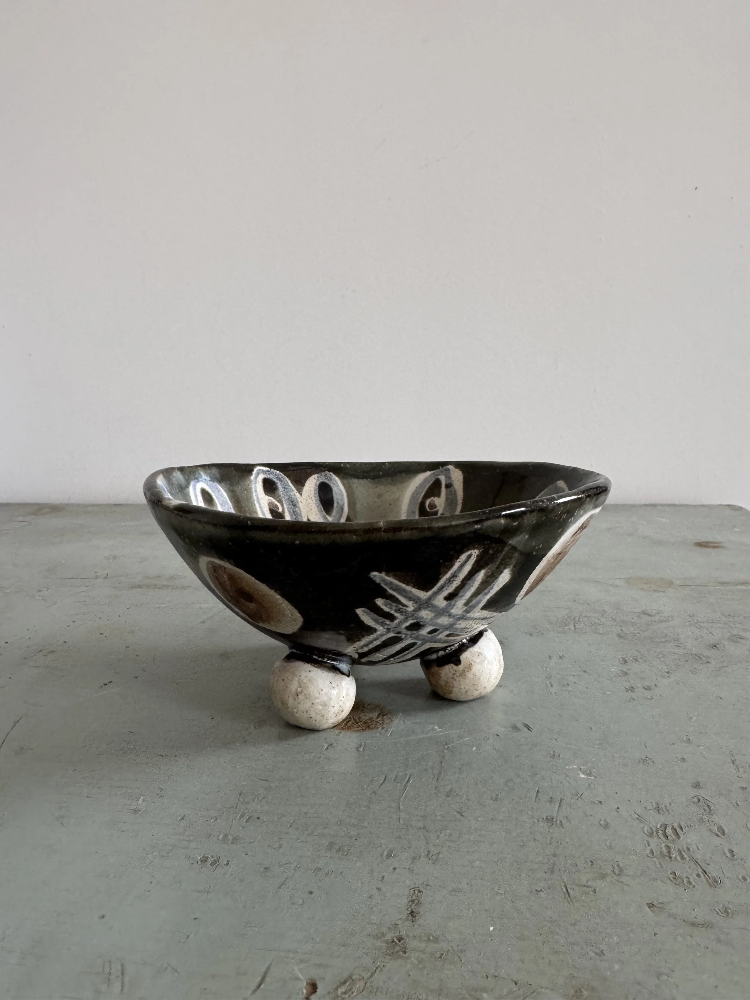 Handmade bowl by Charlotte salt