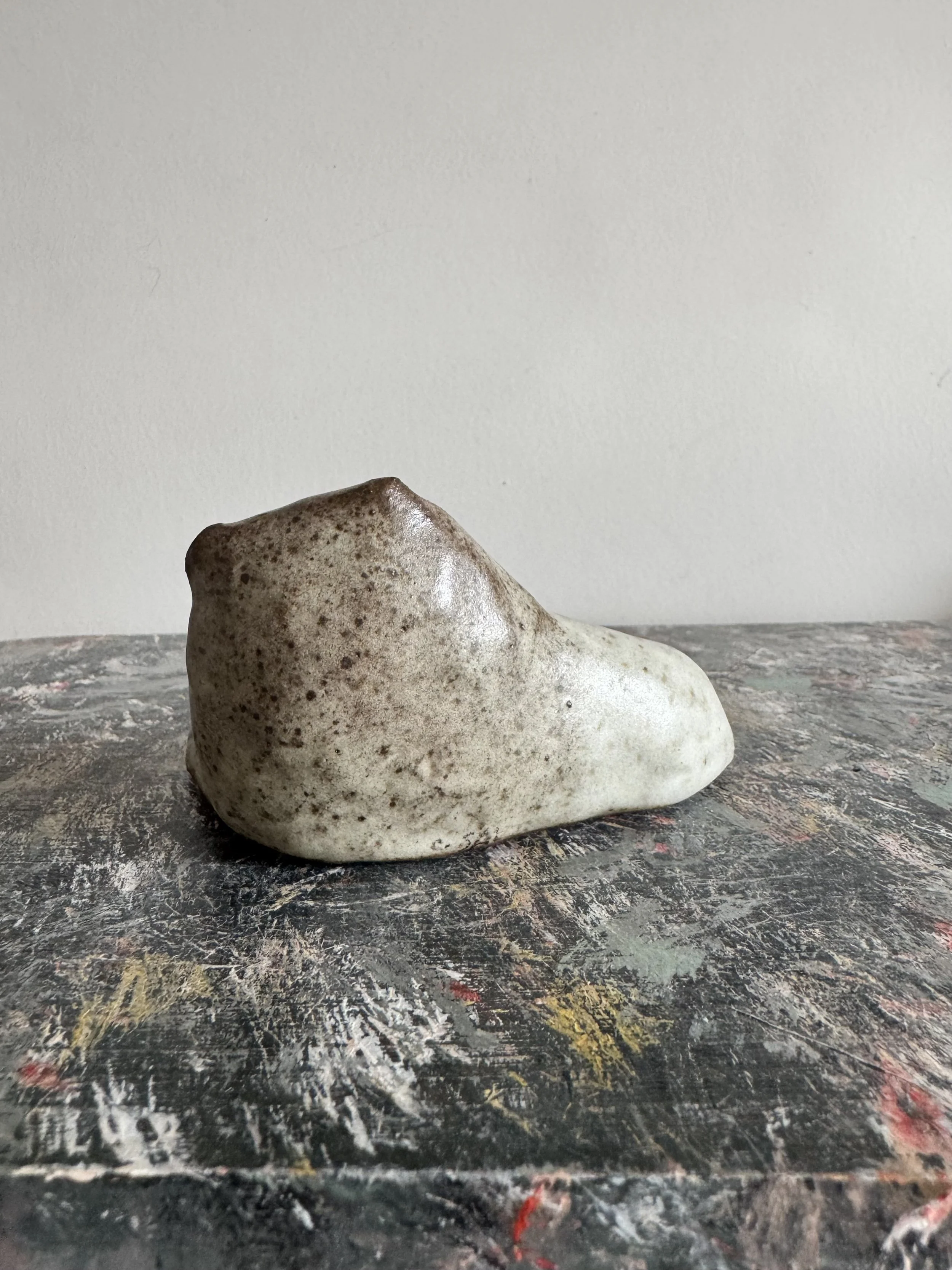 ceramic lion by Charlotte Salt