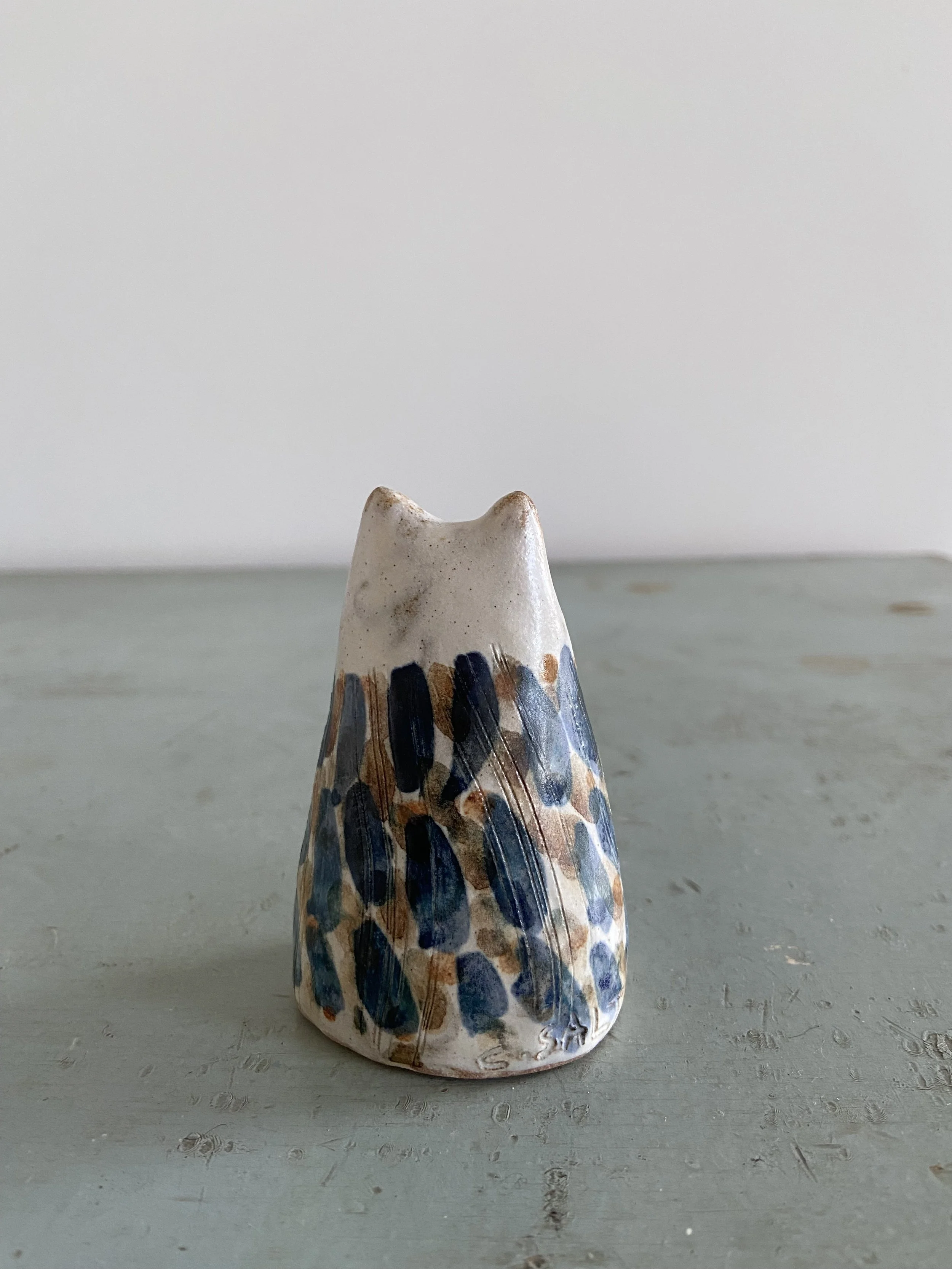 Handmade ceramic cat by Charlotte Salt