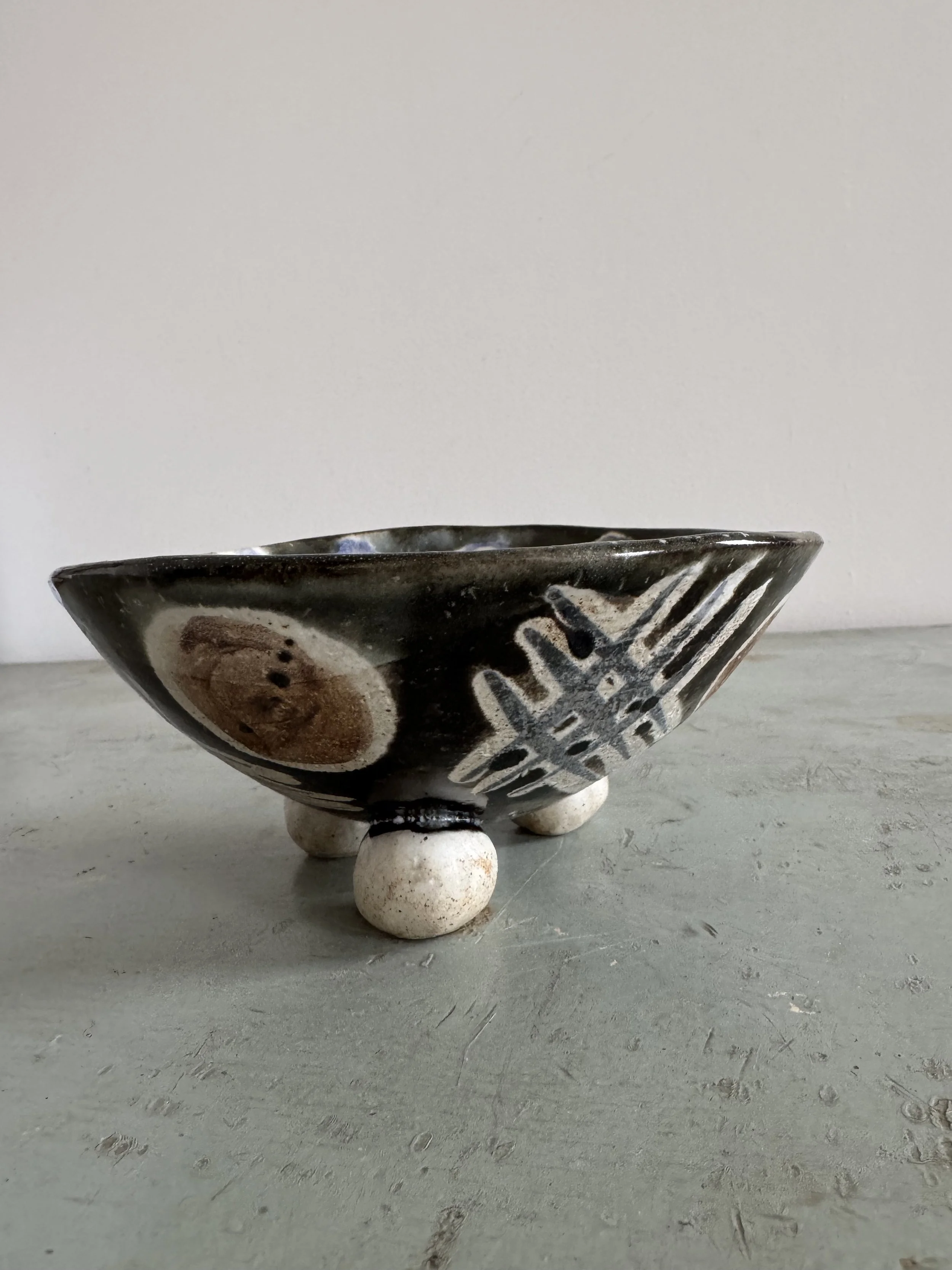 Handmade bowl by Charlotte salt