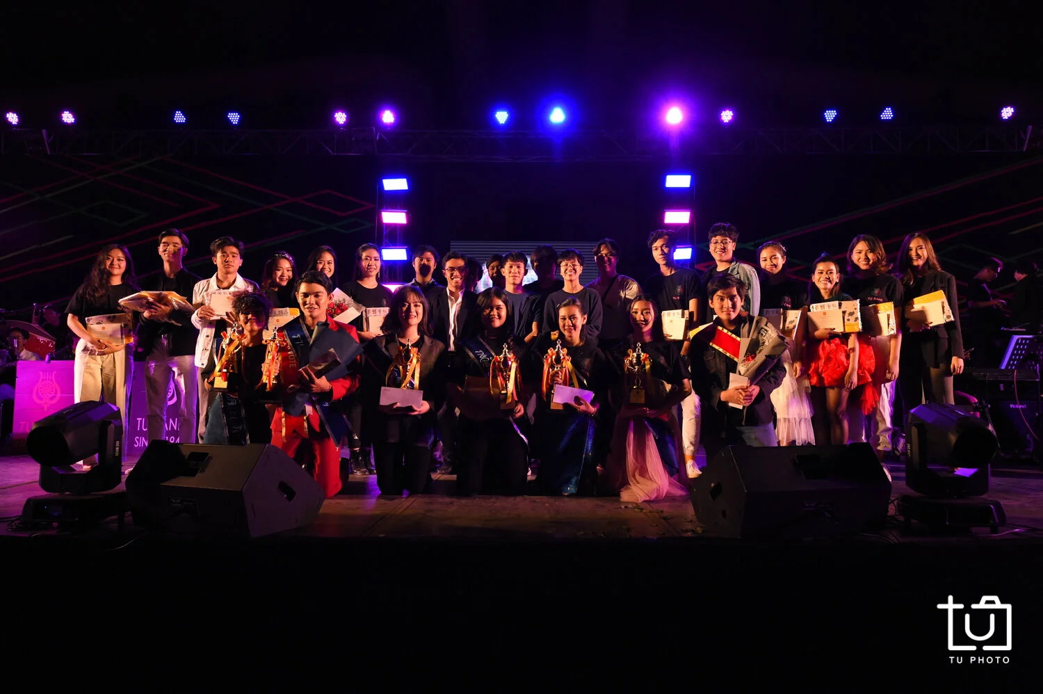 MUM_1889LR.jpg