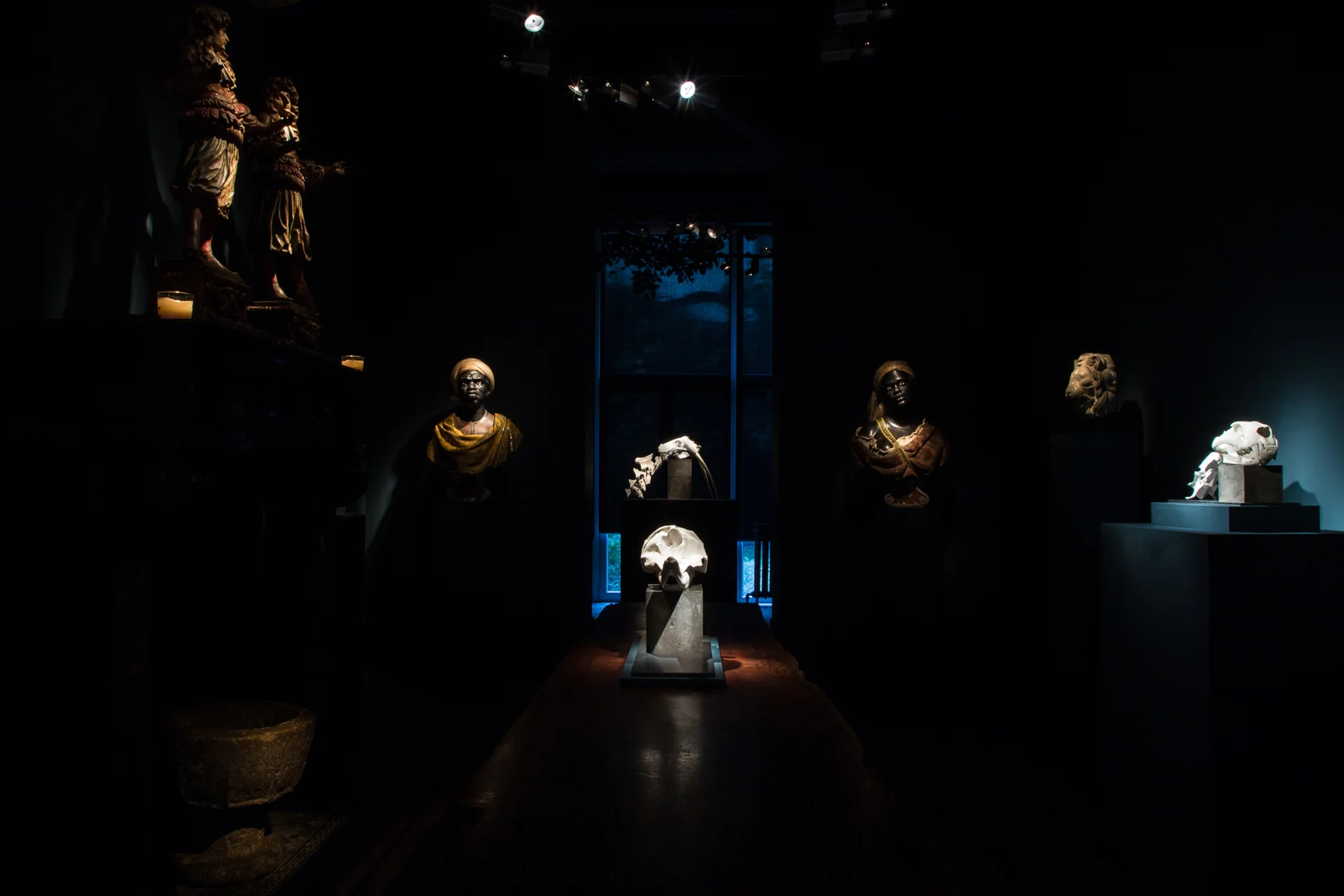 VLECAER_TROPHIES_Brussels_GalleryDesmet(3)_012015.jpg